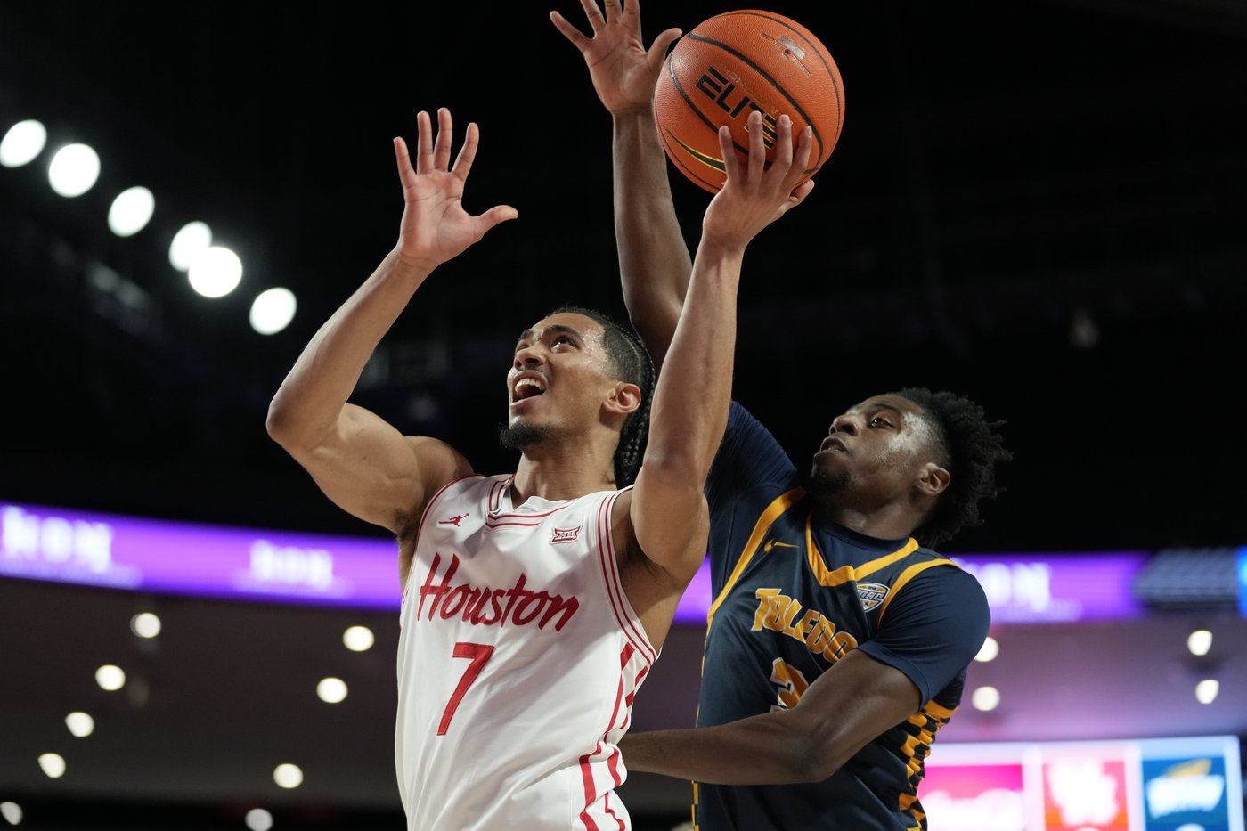 Terrance Arceneaux comes off bench to help No. 15 Houston rout Toledo 78-49 | iNFOnews.ca Terrance Arceneaux comes off bench to help No. 15 Houston rout Toledo 78-49 | iNFOnews.ca