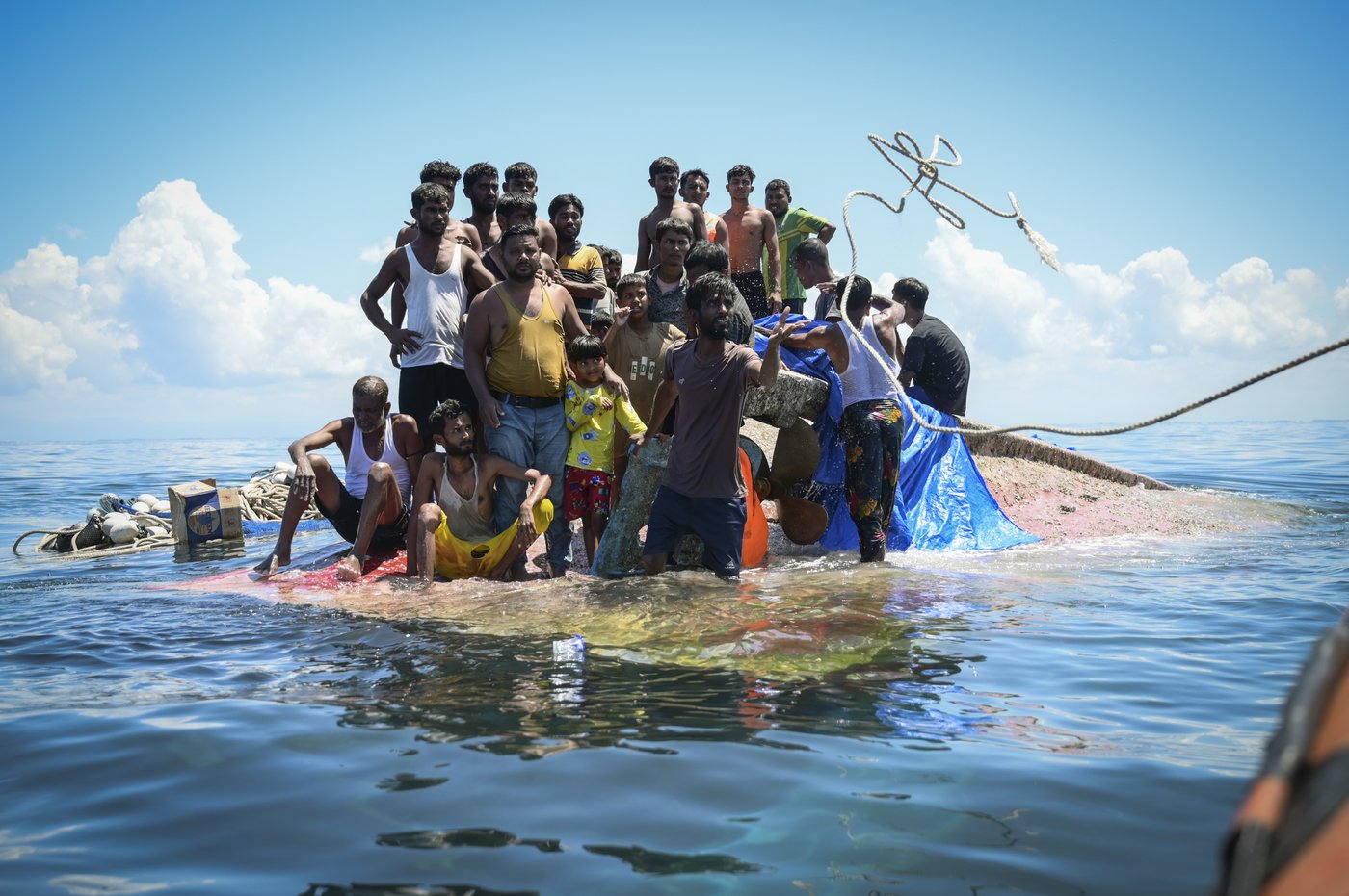 Sri Lanka's navy rescues 102 Rohingya refugees found adrift aboard a fishing trawler | iNFOnews.ca Sri Lanka's navy rescues 102 Rohingya refugees found adrift aboard a fishing trawler | iNFOnews.ca