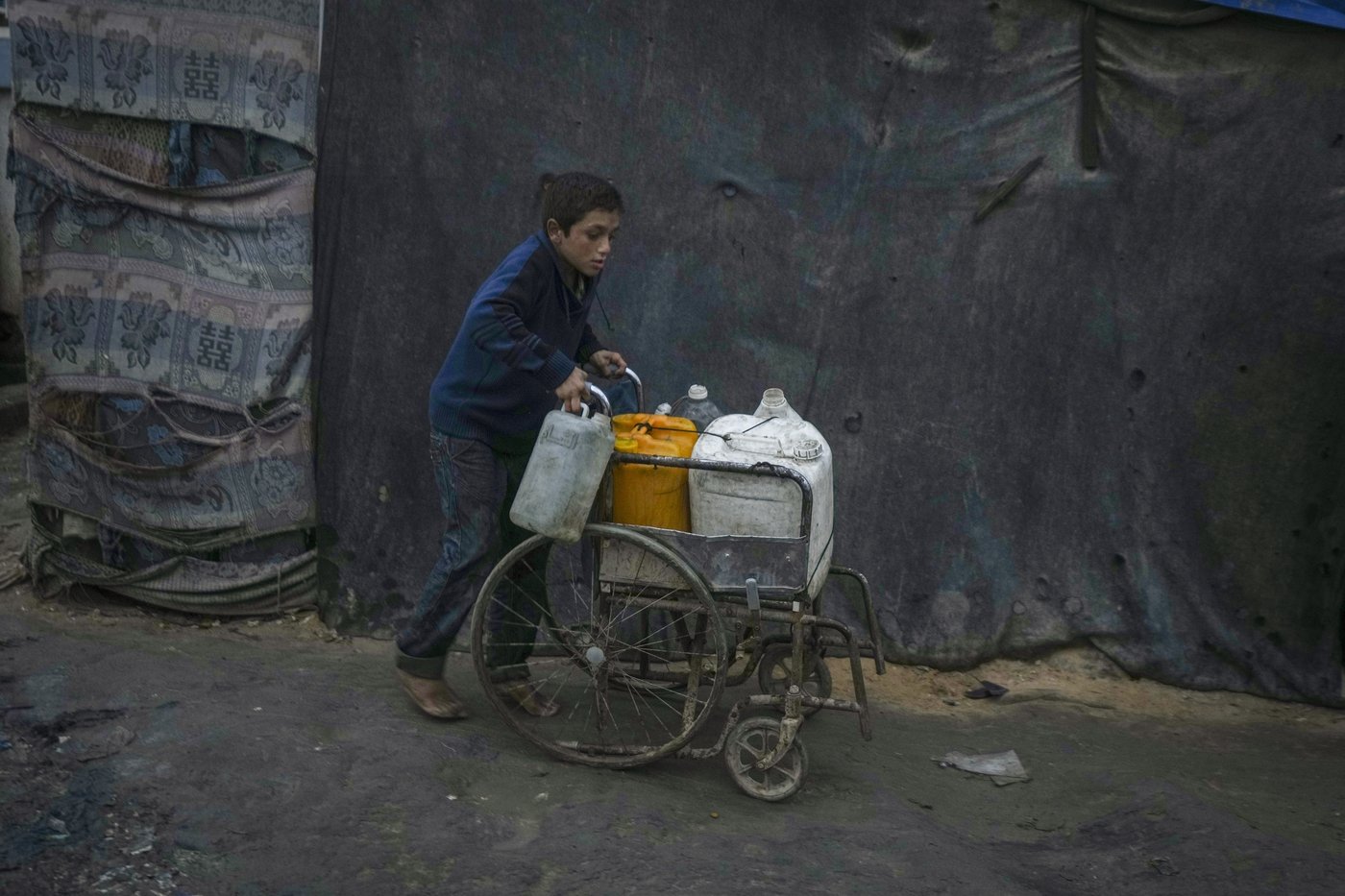 Middle East latest: Israeli strikes in Gaza kill more than 50 people, including kids | iNFOnews.ca Middle East latest: Israeli strikes in Gaza kill more than 50 people, including kids | iNFOnews.ca