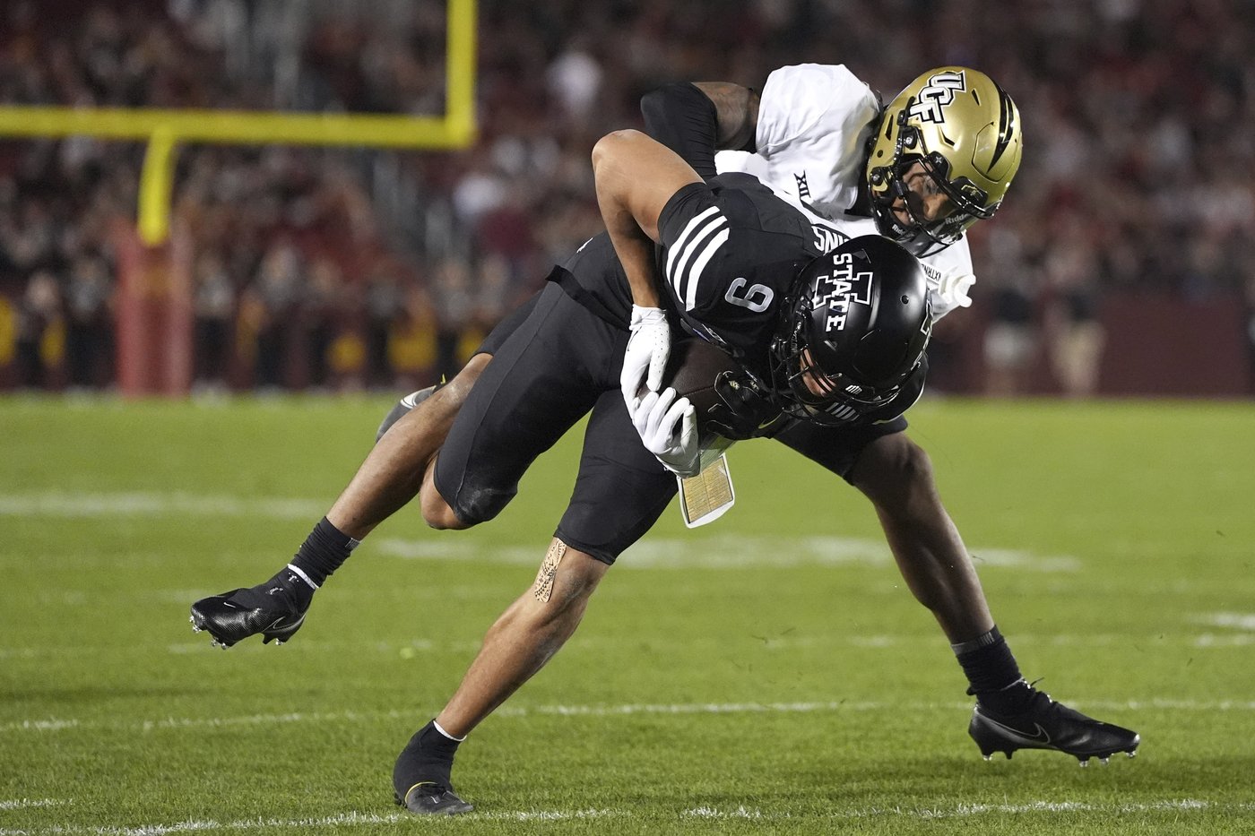 Rocco Becht saves Cyclones with late touchdown drive in No. 9 Iowa State's 38-35 win over UCF | iNFOnews.ca