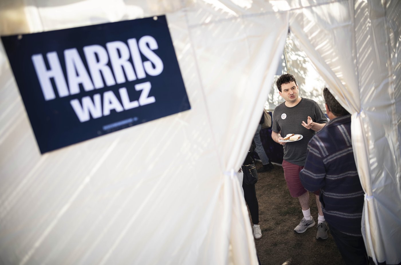 Some Jewish voters in presidential swing states reconsider their longtime devotion to Democrats | iNFOnews.ca Some Jewish voters in presidential swing states reconsider their longtime devotion to Democrats | iNFOnews.ca