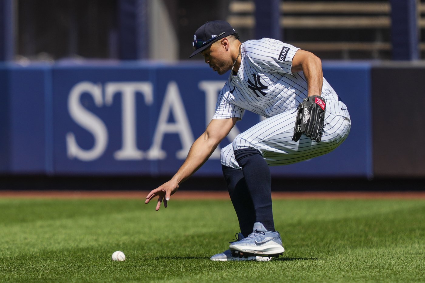 Yankees get Stanton back as Judge tests throwing arm that could hinder him all season, Boone says | iNFOnews.ca Yankees get Stanton back as Judge tests throwing arm that could hinder him all season, Boone says | iNFOnews.ca