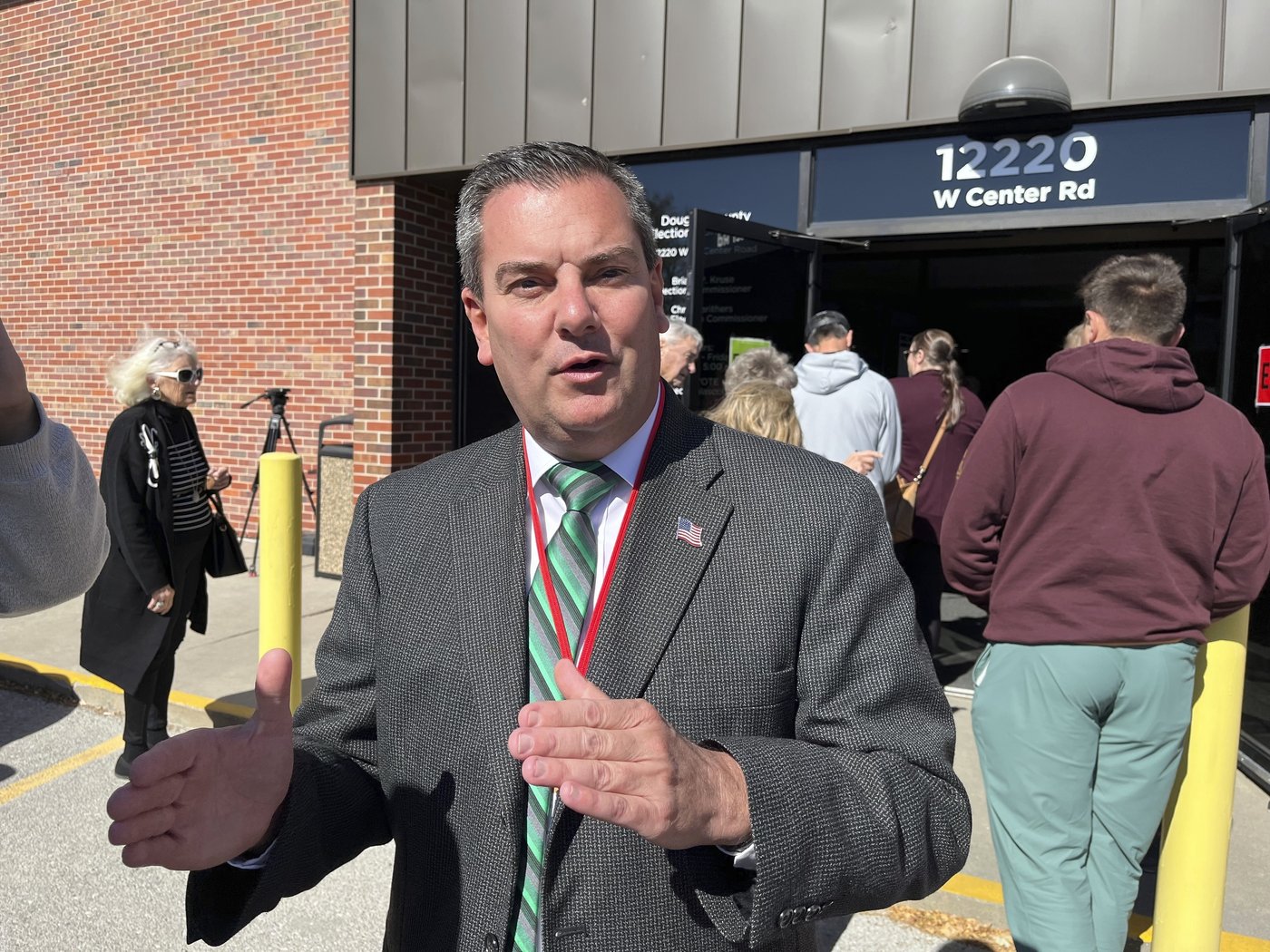 Nebraska uses a unique method to find election workers: It drafts them | iNFOnews.ca Nebraska uses a unique method to find election workers: It drafts them | iNFOnews.ca