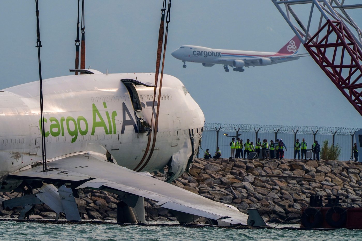 Engine accelerated after landing, a probe into deadly Hong Kong plane crash finds | iNFOnews.ca Engine accelerated after landing, a probe into deadly Hong Kong plane crash finds | iNFOnews.ca