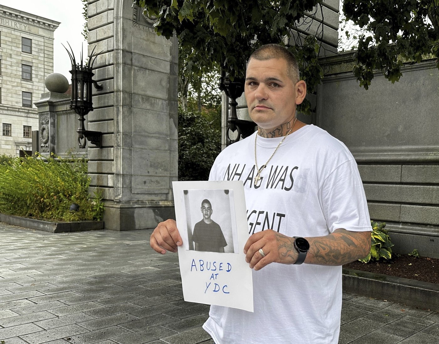 Fourth former youth center detention worker goes on trial in New Hampshire | iNFOnews.ca