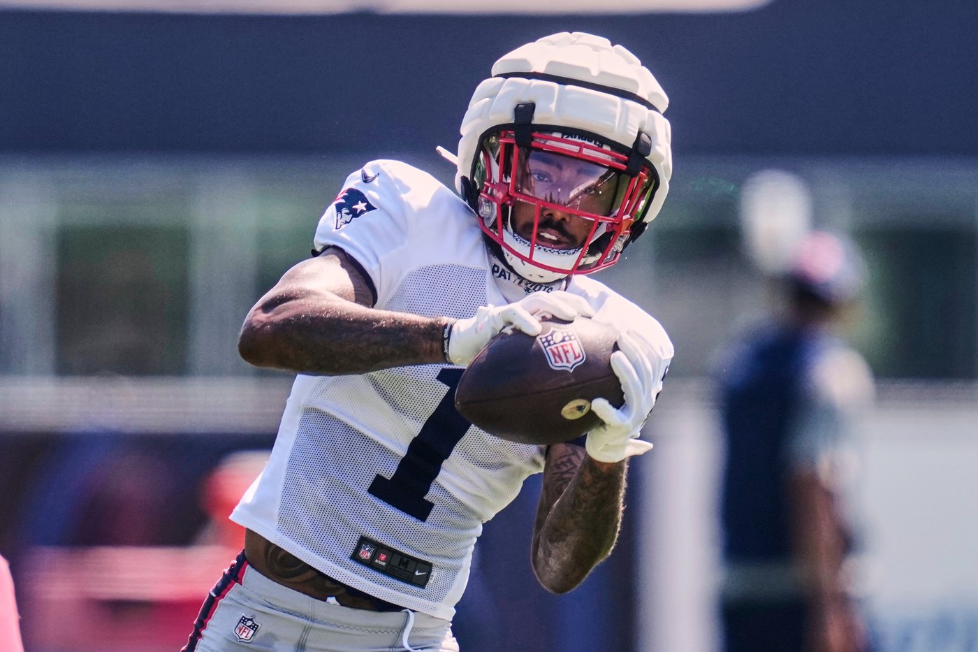 Patriots trade injured receiver Ja'Lynn Polk to the Saints | iNFOnews.ca