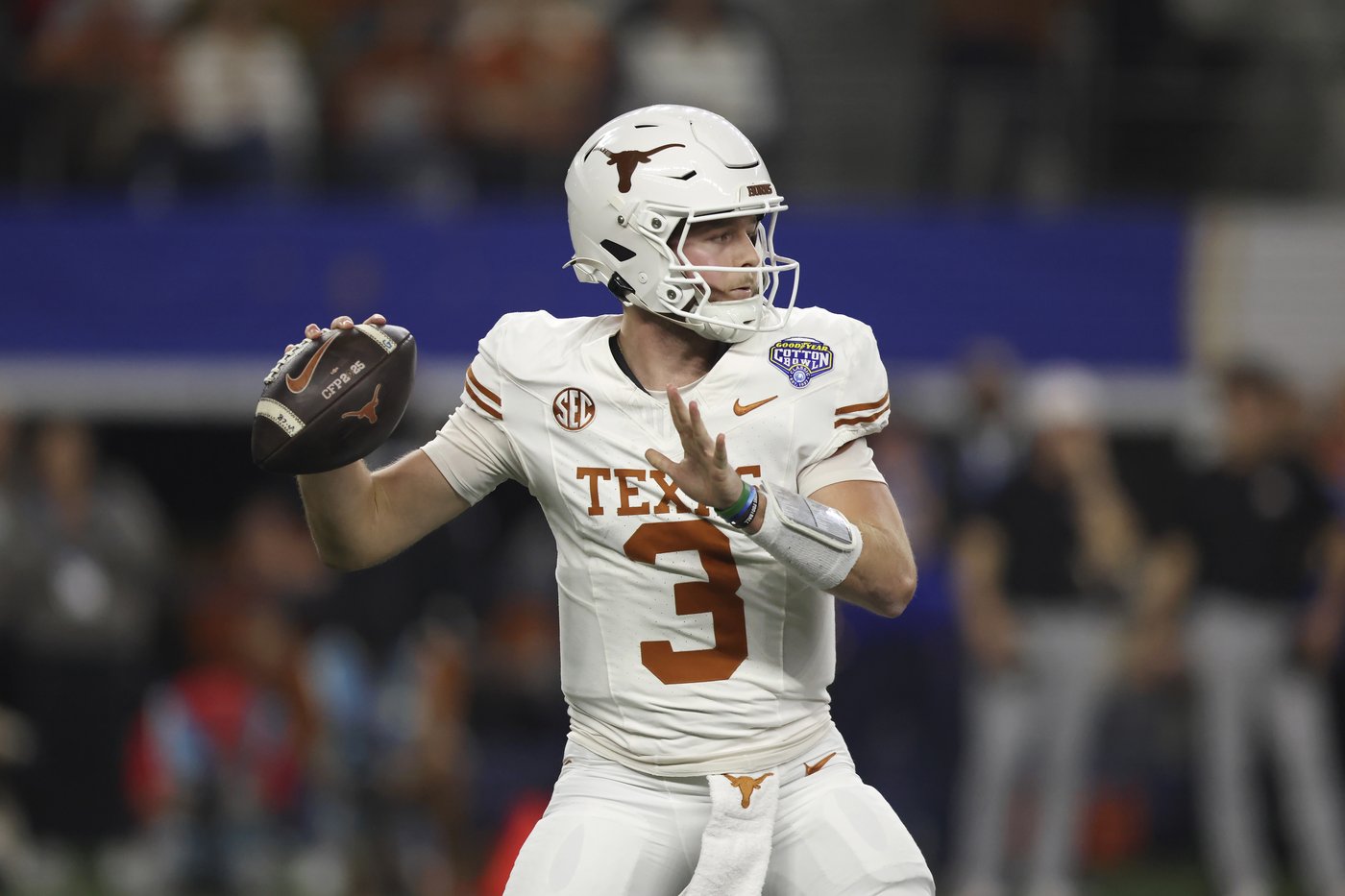 Texas QB Quinn Ewers declares for NFL draft as program ushers in Arch Manning era | iNFOnews.ca