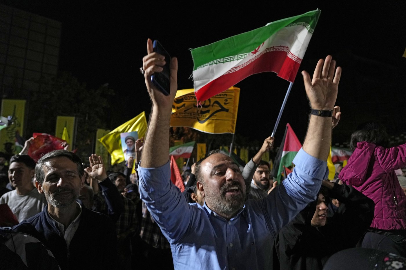 Middle East latest: Iran fires ballistic missiles at Israel, US calls it a severe escalation | iNFOnews.ca