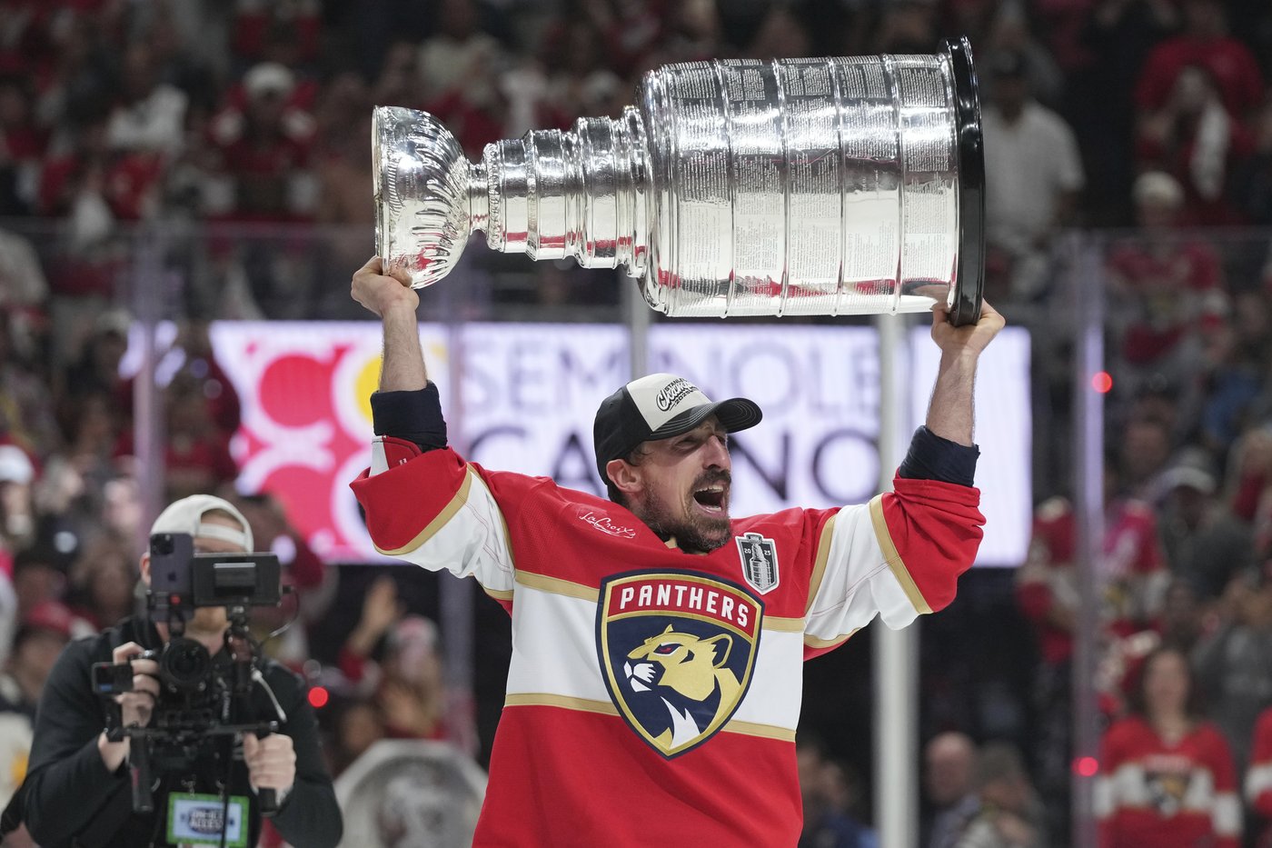 Brad Marchand plays a key role in Florida Panthers' second championship run | iNFOnews.ca