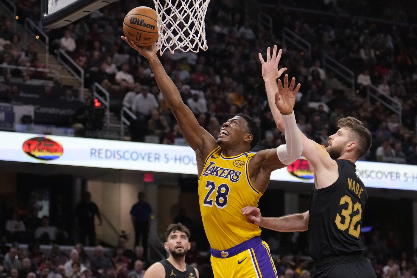 Cavaliers blow out Lakers 134-110 as Bronny James scores first NBA points as dad watches from bench | iNFOnews.ca