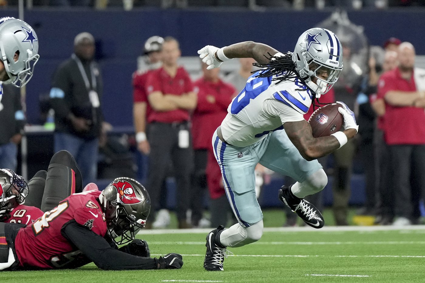 Cowboys shutting down CeeDee Lamb with 2 games to go over receiver's shoulder issue | iNFOnews.ca Cowboys shutting down CeeDee Lamb with 2 games to go over receiver's shoulder issue | iNFOnews.ca