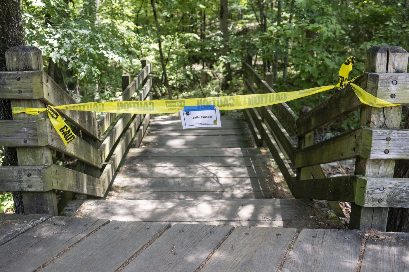 Teacher charged with killing of hikers at Arkansas park pleads not guilty to murder | iNFOnews.ca