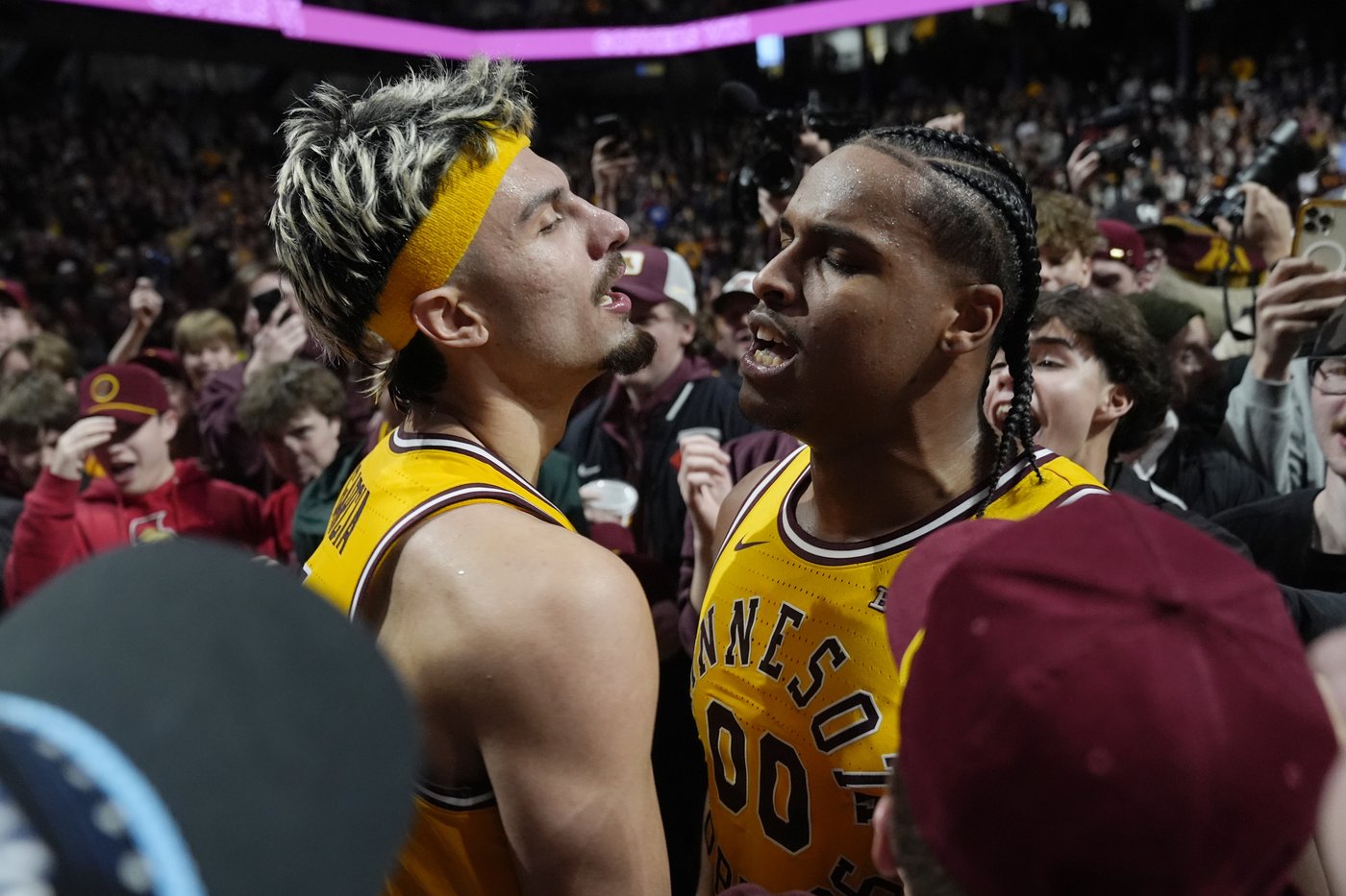 Minnesota beats another ranked team with 77-69 win over No. 15 Oregon behind Garcia's 31 points | iNFOnews.ca Minnesota beats another ranked team with 77-69 win over No. 15 Oregon behind Garcia's 31 points | iNFOnews.ca