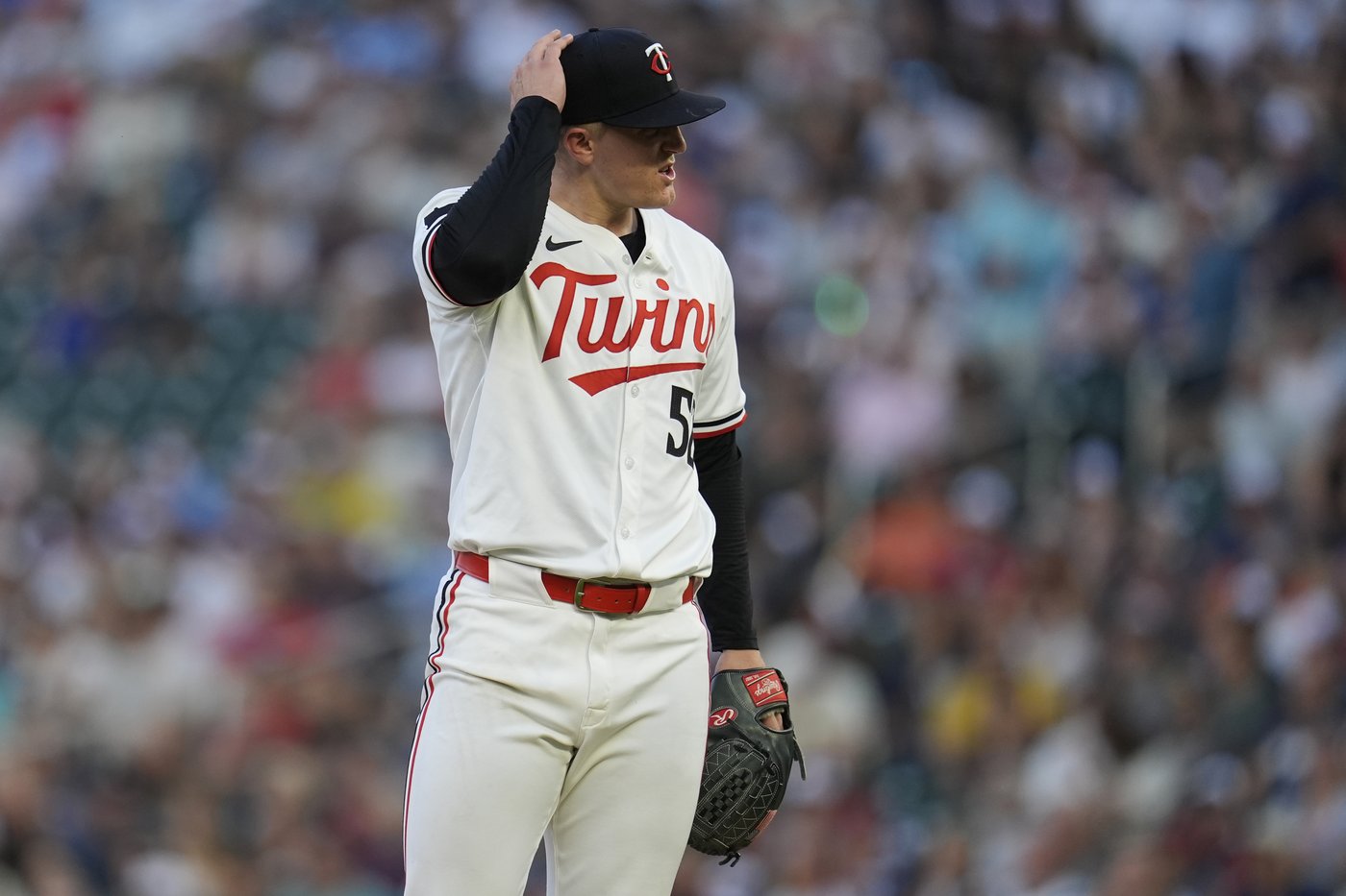 Rivera hits 2 HRs and drives in 4 runs as the playoff-bound Orioles beat the Twins 9-2 | iNFOnews.ca