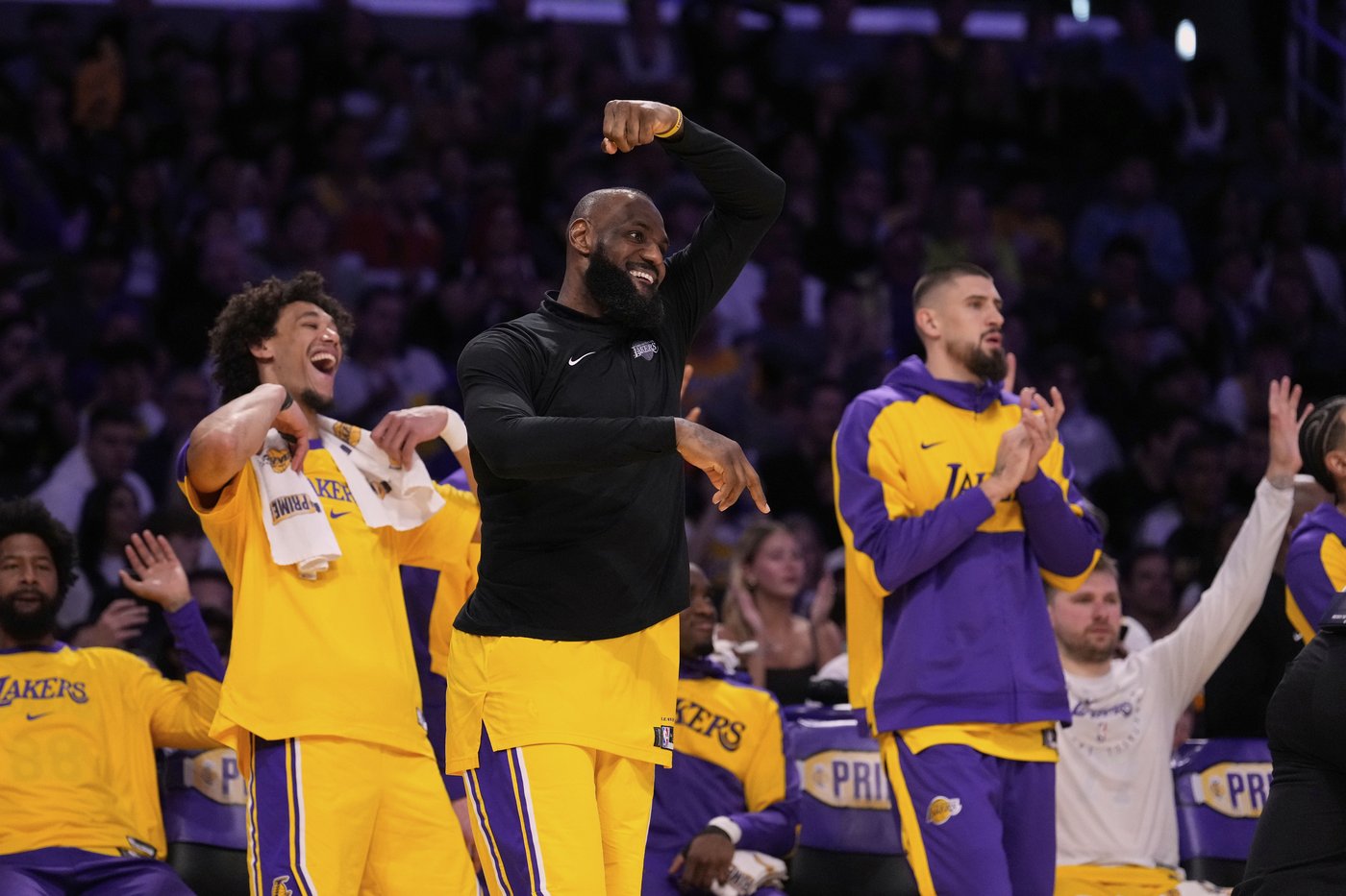 Luka and the Lakers believe they can win a championship after wrapping up the Pacific title | iNFOnews.ca