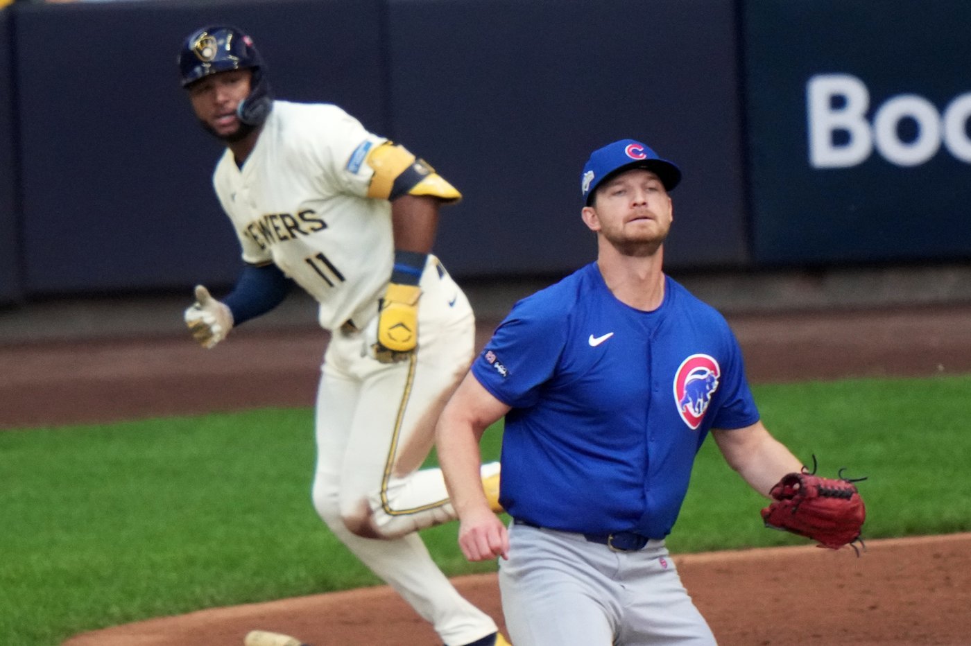 Fast start propels Brewers to 9-3 victory over Cubs in NLDS opener | iNFOnews.ca Fast start propels Brewers to 9-3 victory over Cubs in NLDS opener | iNFOnews.ca