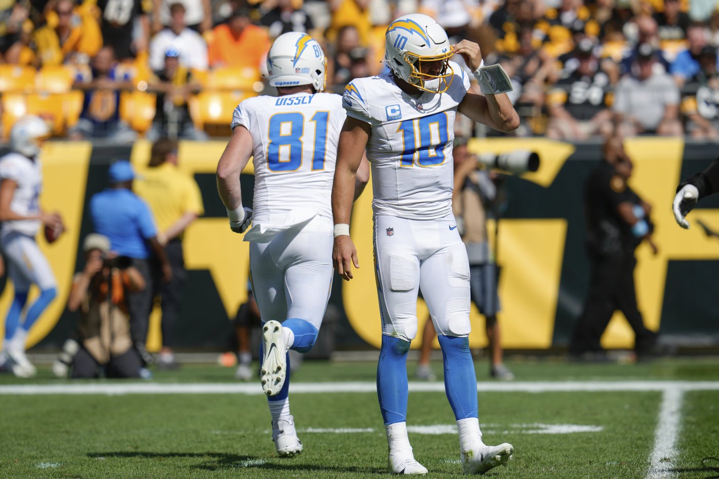 Justin Fields shines as the Steelers move to 3-0 with a 20-10 win over the Chargers | iNFOnews.ca Justin Fields shines as the Steelers move to 3-0 with a 20-10 win over the Chargers | iNFOnews.ca