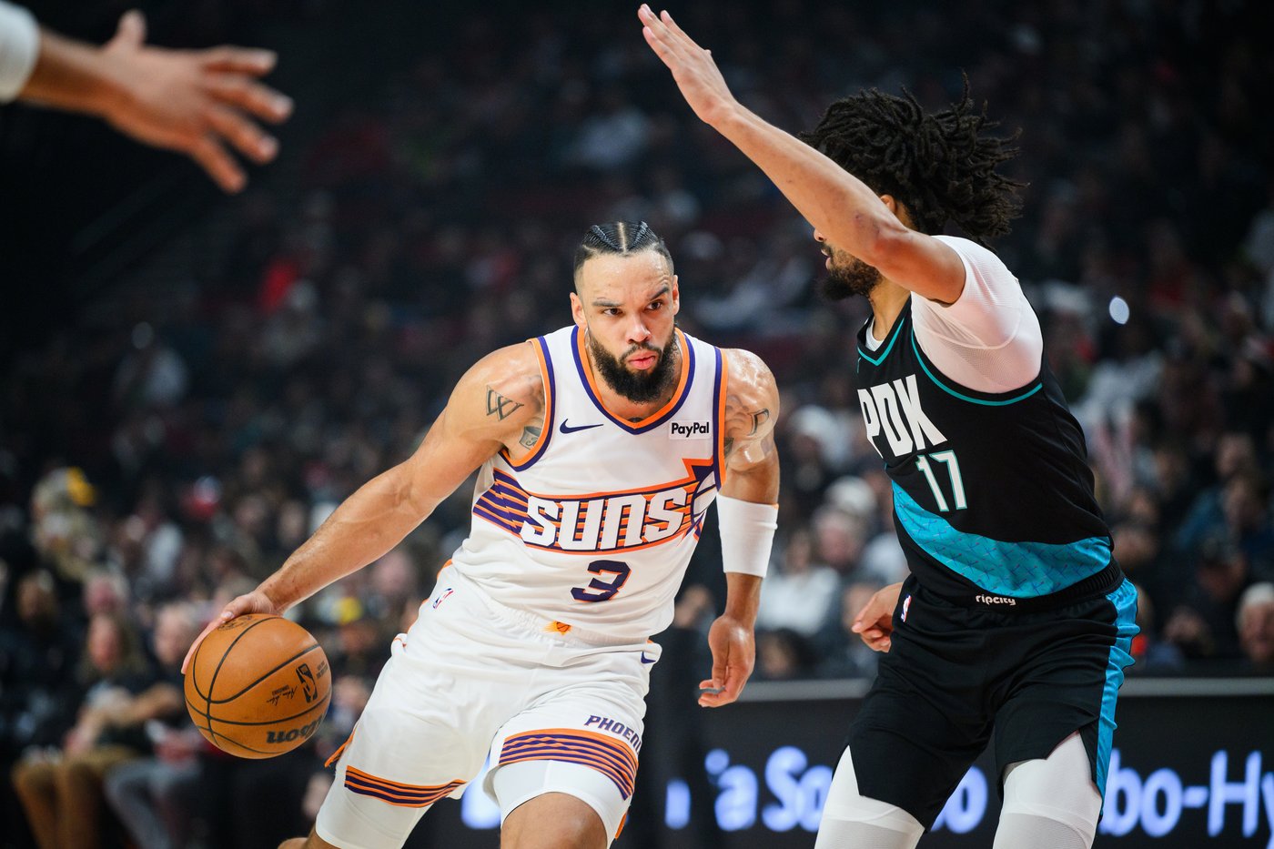 Suns' Brooks fined $35,000 after confrontation with officials after Friday's win over Timberwolves | iNFOnews.ca