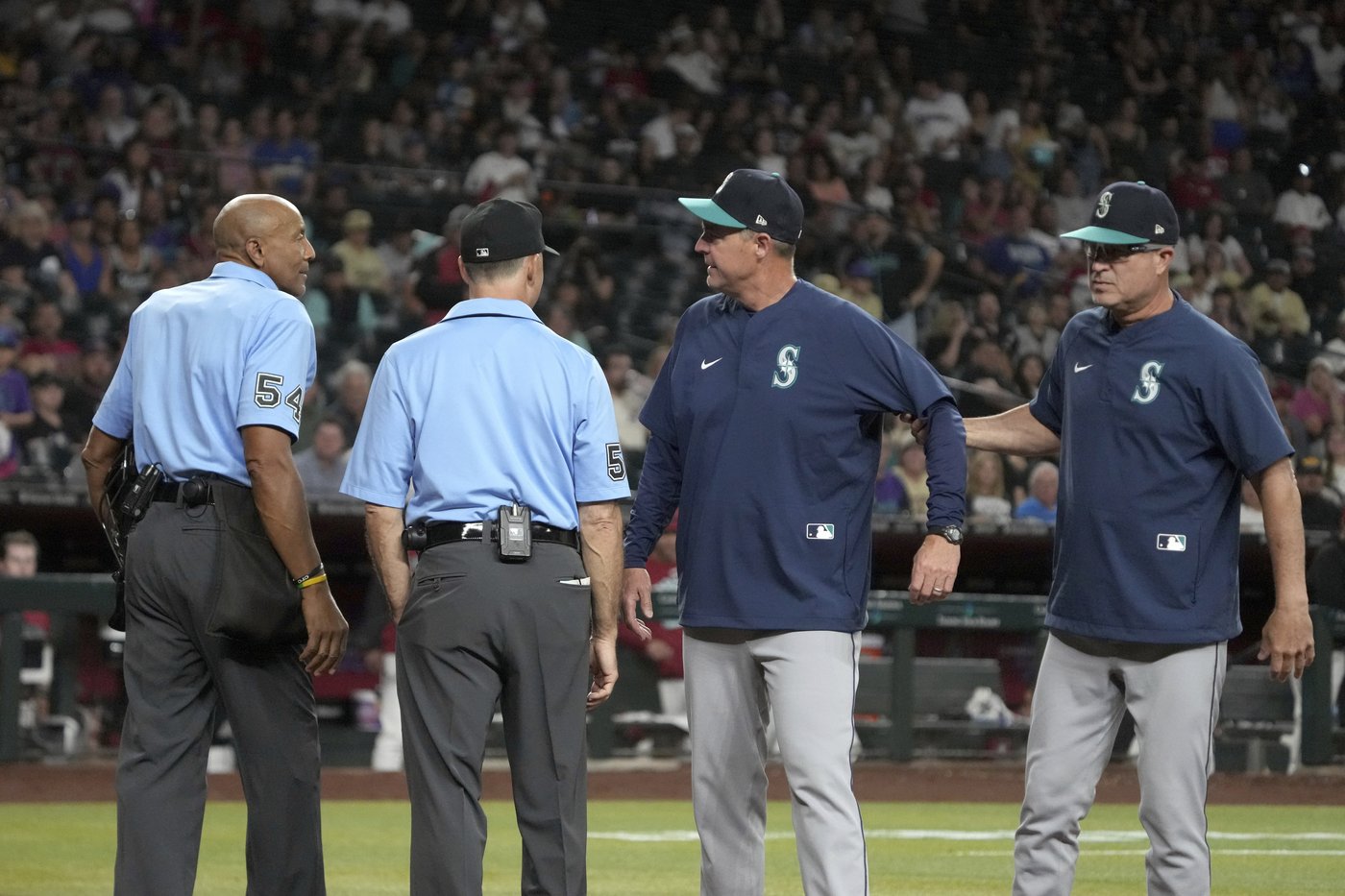 Gabriel Moreno's 3-run homer leads the Diamondbacks in 10-3 win over the Mariners | iNFOnews.ca Gabriel Moreno's 3-run homer leads the Diamondbacks in 10-3 win over the Mariners | iNFOnews.ca