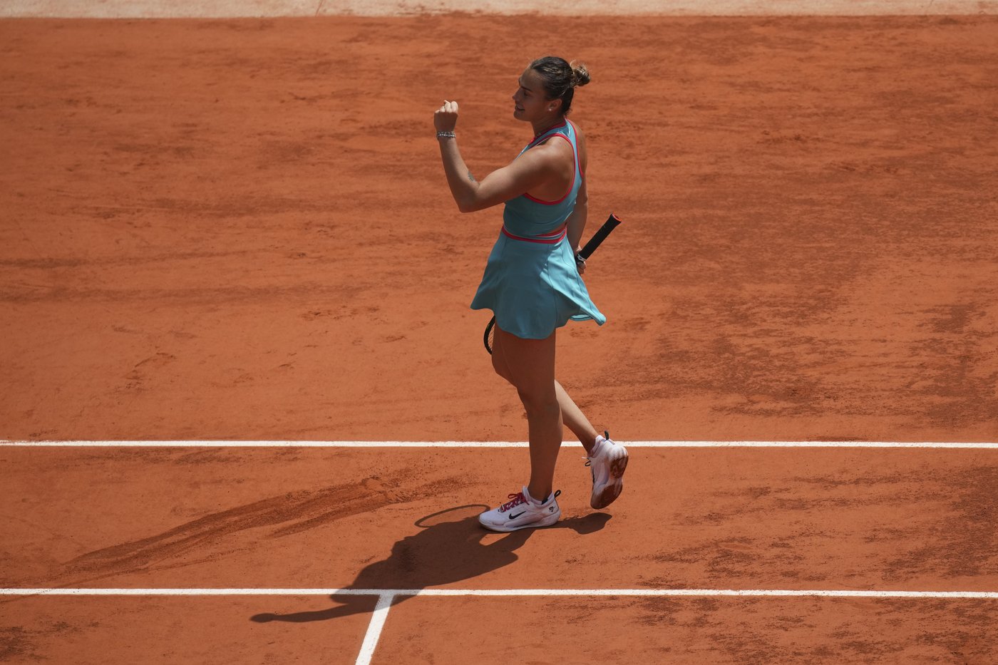 French Open: Iga Swiatek to face No. 1 Aryna Sabalenka in the semifinals. Alcaraz and Musetti win | iNFOnews.ca