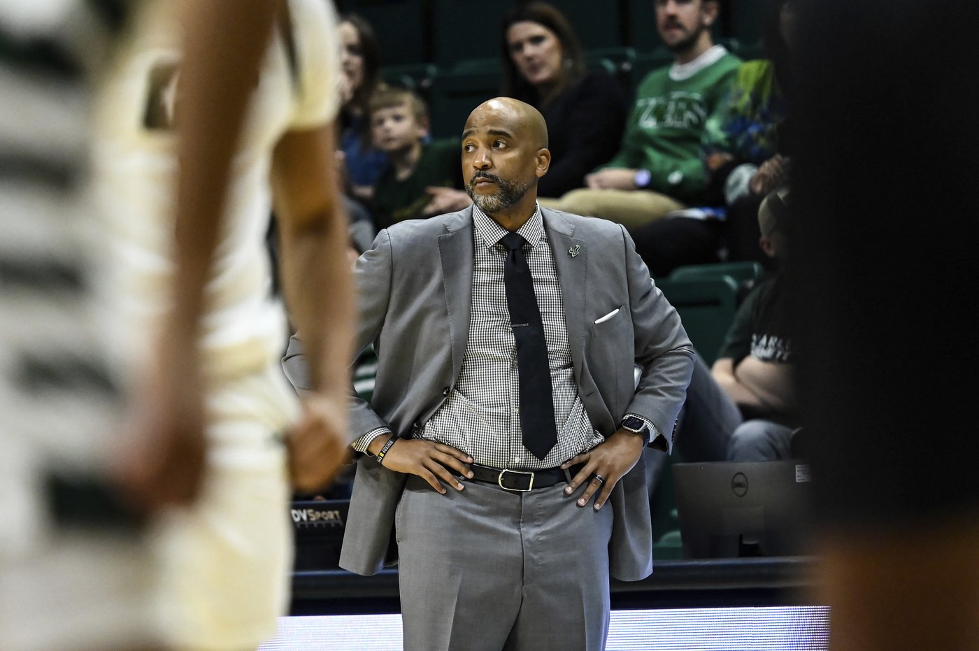 USF names interim coach, saying Fletcher is the right man to lead Bulls after Abdur-Rahim's death | iNFOnews.ca USF names interim coach, saying Fletcher is the right man to lead Bulls after Abdur-Rahim's death | iNFOnews.ca