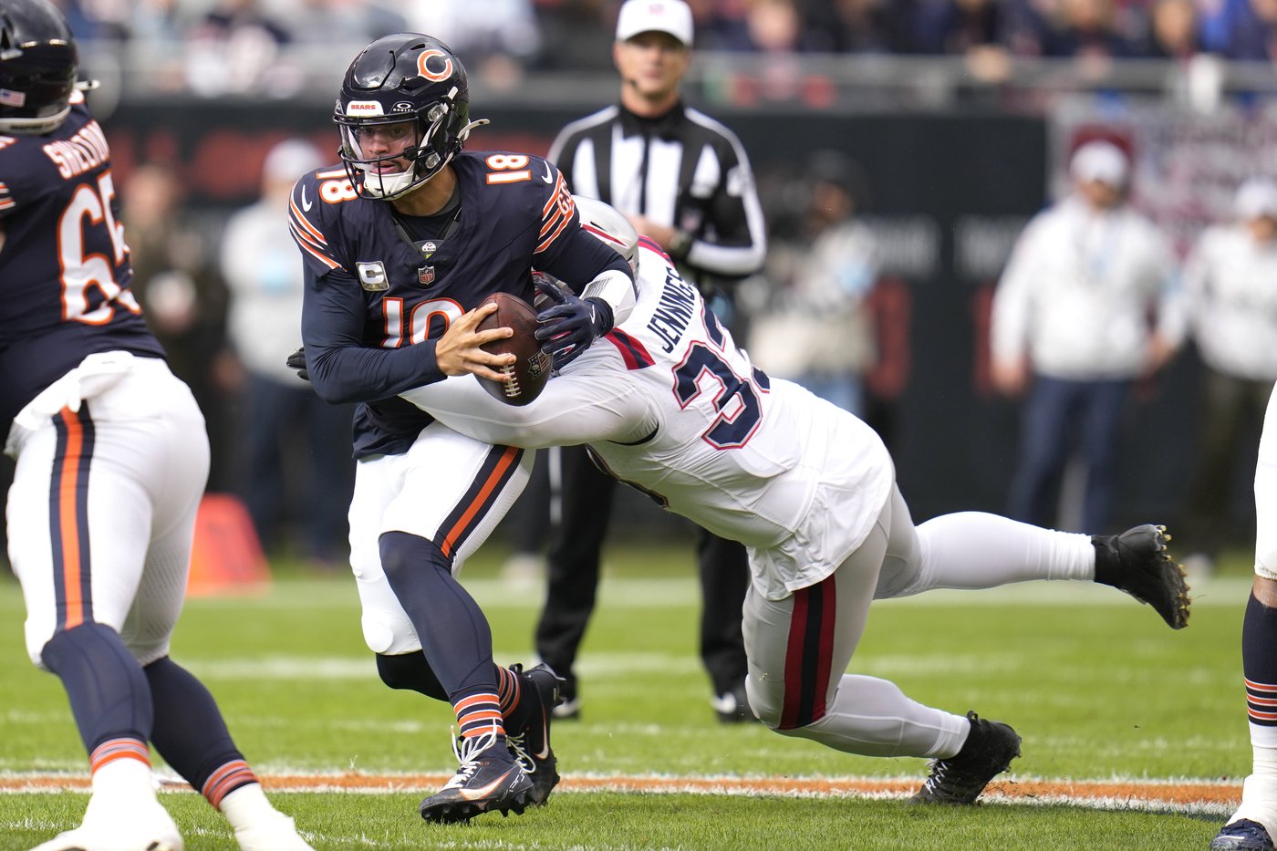 QB Caleb Williams has another rough day as the Bears lose to the Patriots 19-3 | iNFOnews.ca QB Caleb Williams has another rough day as the Bears lose to the Patriots 19-3 | iNFOnews.ca