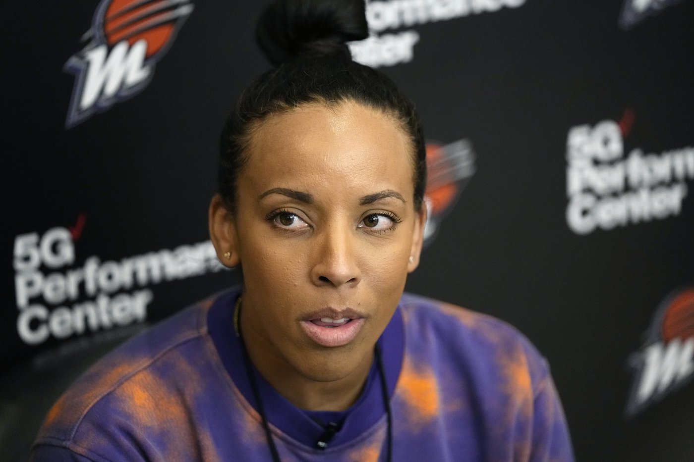 Former Mercury interim coach Nikki Blue accuses team in lawsuit of racial and gender discrimination | iNFOnews.ca