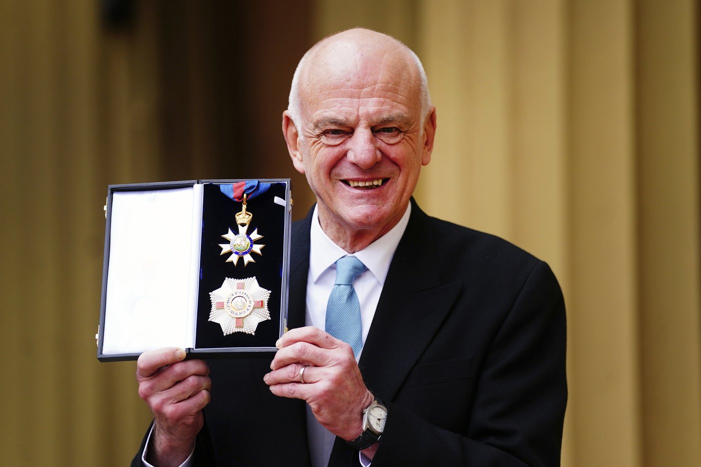 David Nabarro, British physician who led UN response to Ebola and COVID-19, dies | iNFOnews.ca