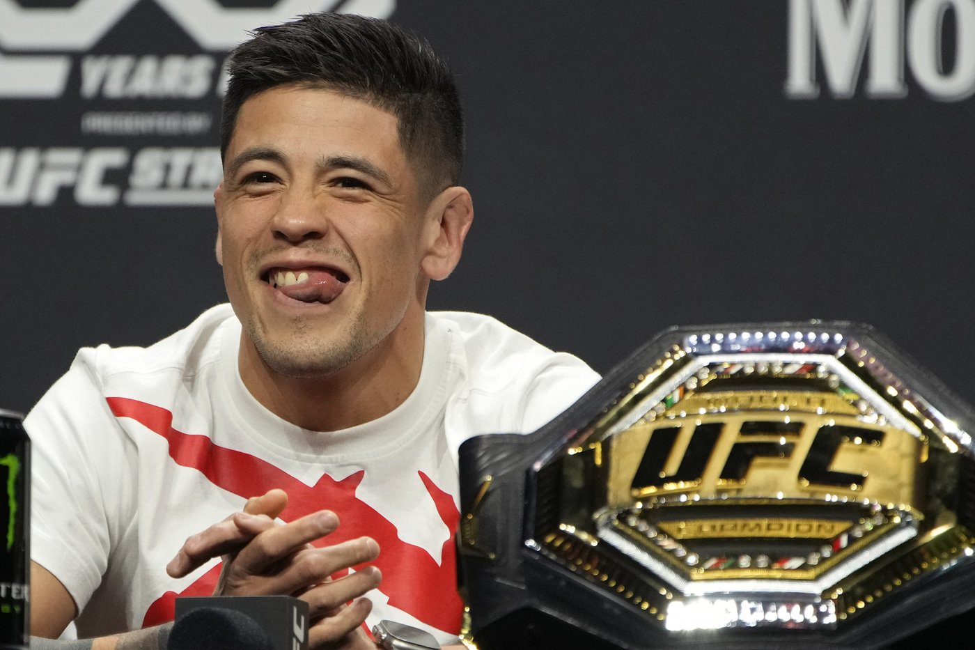 Moreno, Albazi take different roads to UFC Fight Night main event in Edmonton | iNFOnews.ca Moreno, Albazi take different roads to UFC Fight Night main event in Edmonton | iNFOnews.ca