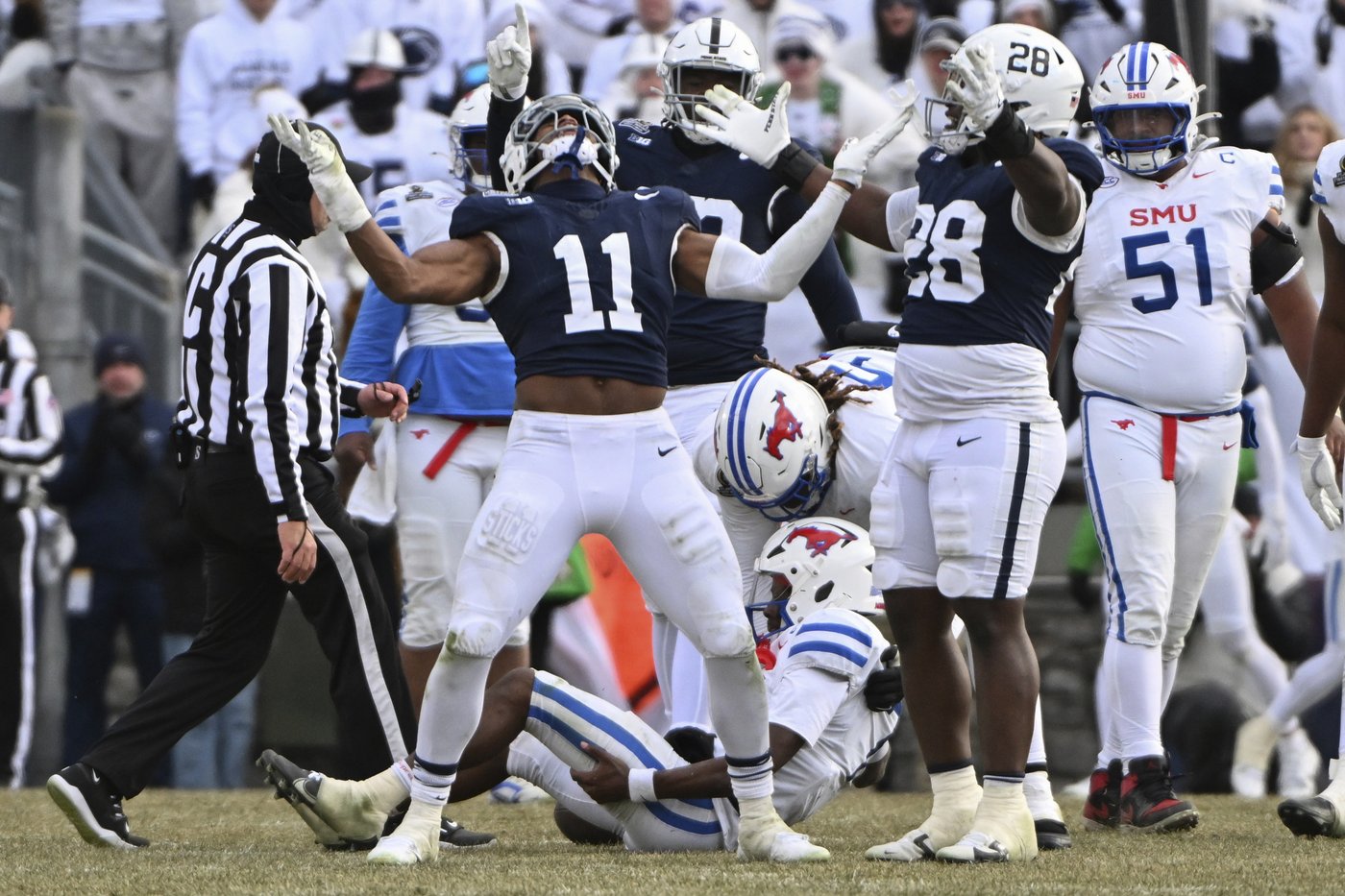 Former walk-on DeLuca provides early spark, Penn State drills SMU 38-10 in CFP; Boise State up next | iNFOnews.ca Former walk-on DeLuca provides early spark, Penn State drills SMU 38-10 in CFP; Boise State up next | iNFOnews.ca