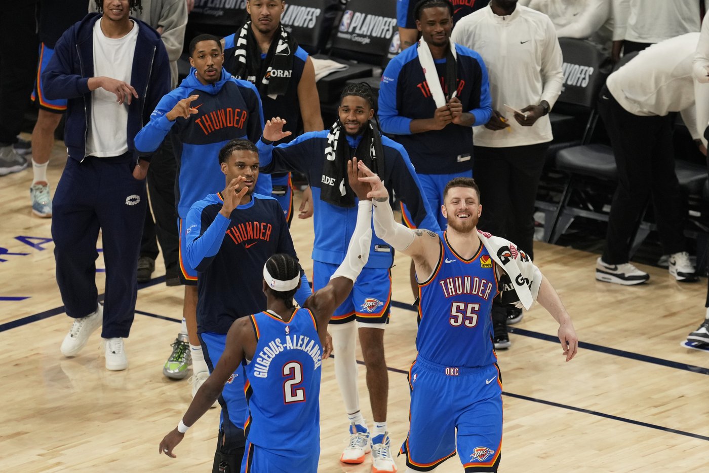 Thunder get time to rest after sweeping Grizzlies to become first team to reach 2nd round | iNFOnews.ca Thunder get time to rest after sweeping Grizzlies to become first team to reach 2nd round | iNFOnews.ca