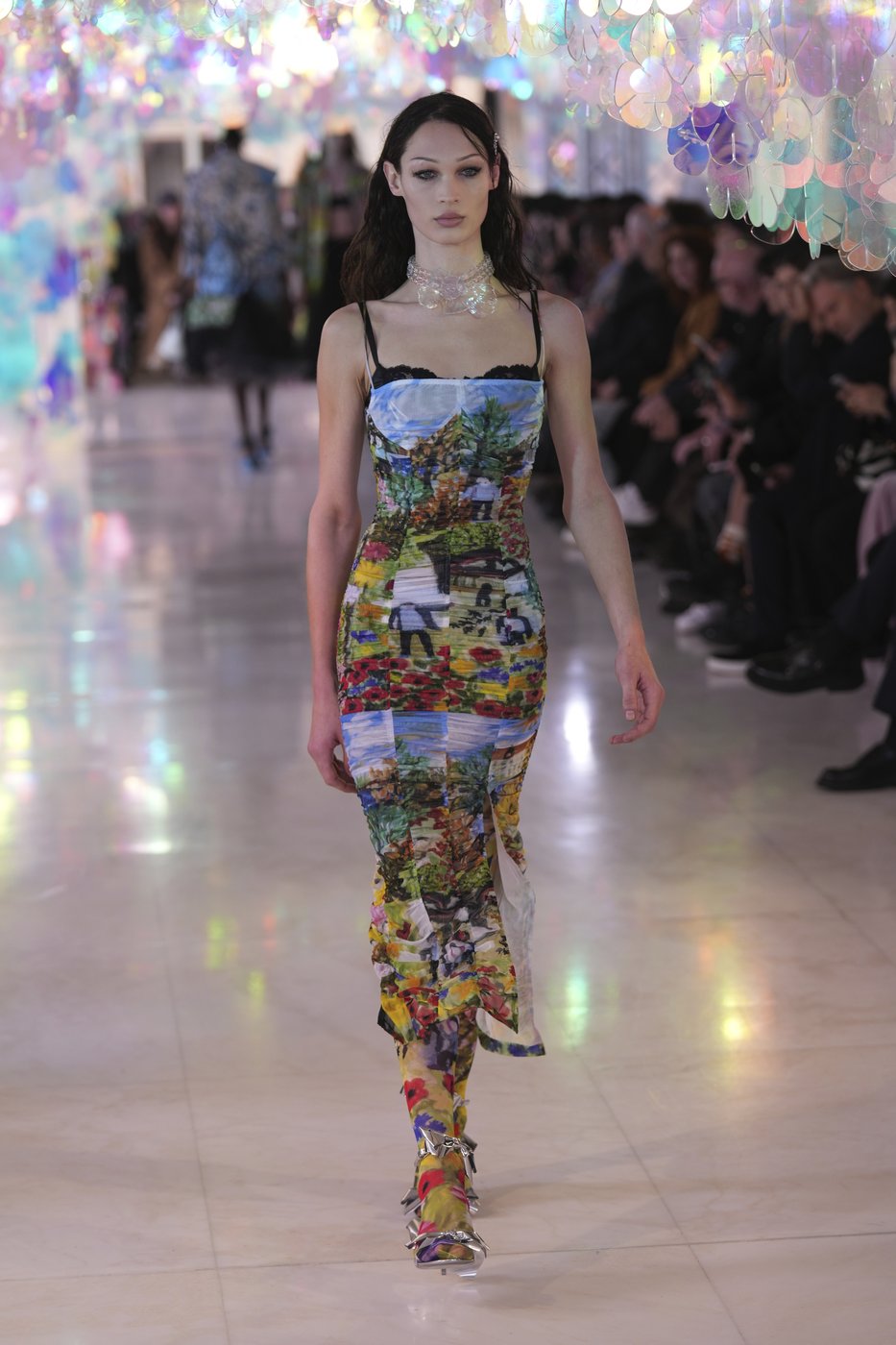 Susan Fang makes Milan runway debut with joyous confections inspired by mother's happy childhood | iNFOnews.ca Susan Fang makes Milan runway debut with joyous confections inspired by mother's happy childhood | iNFOnews.ca