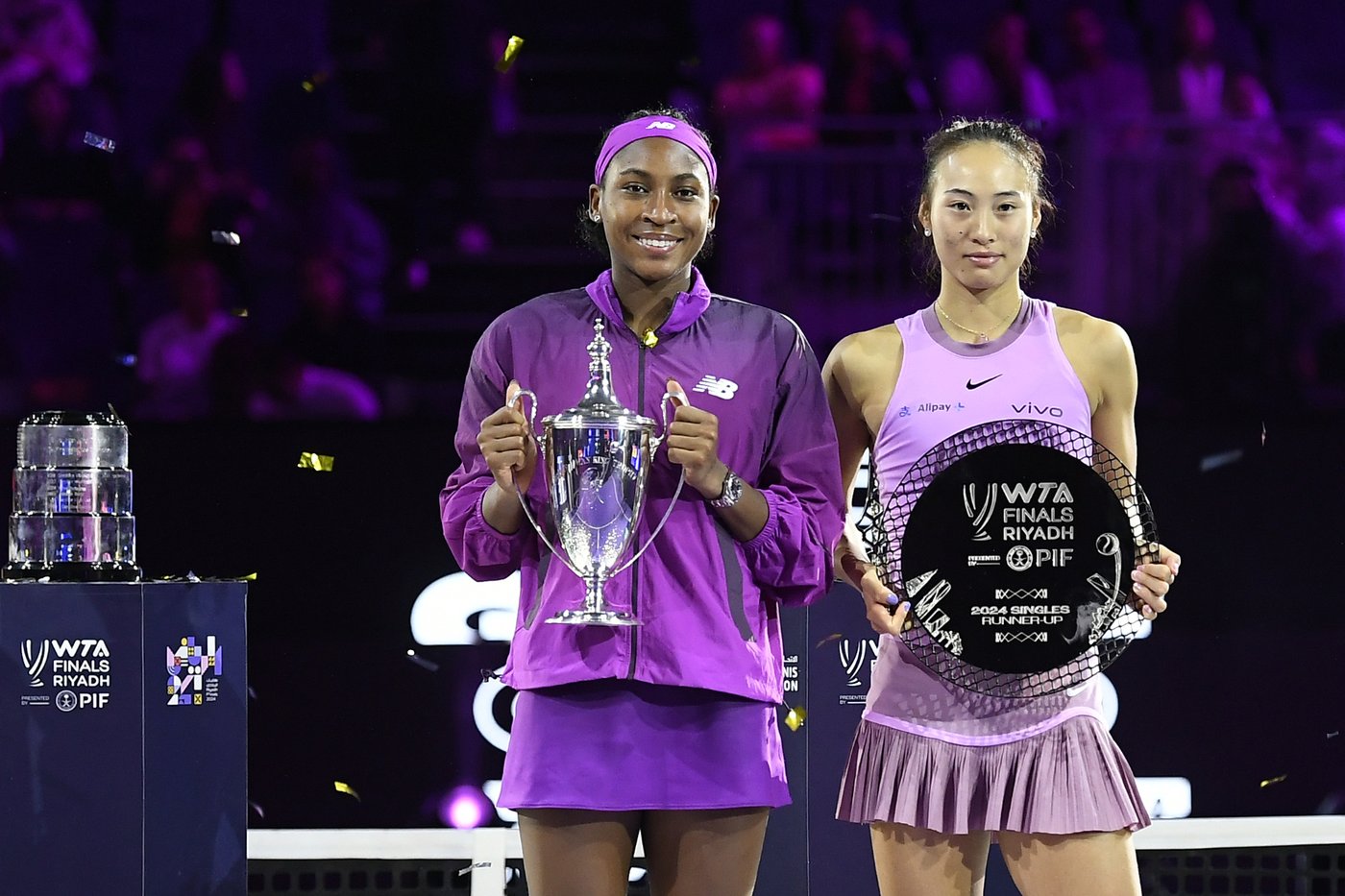 Coco Gauff wins WTA Finals for the first time by rallying to beat Zheng Qinwen | iNFOnews.ca