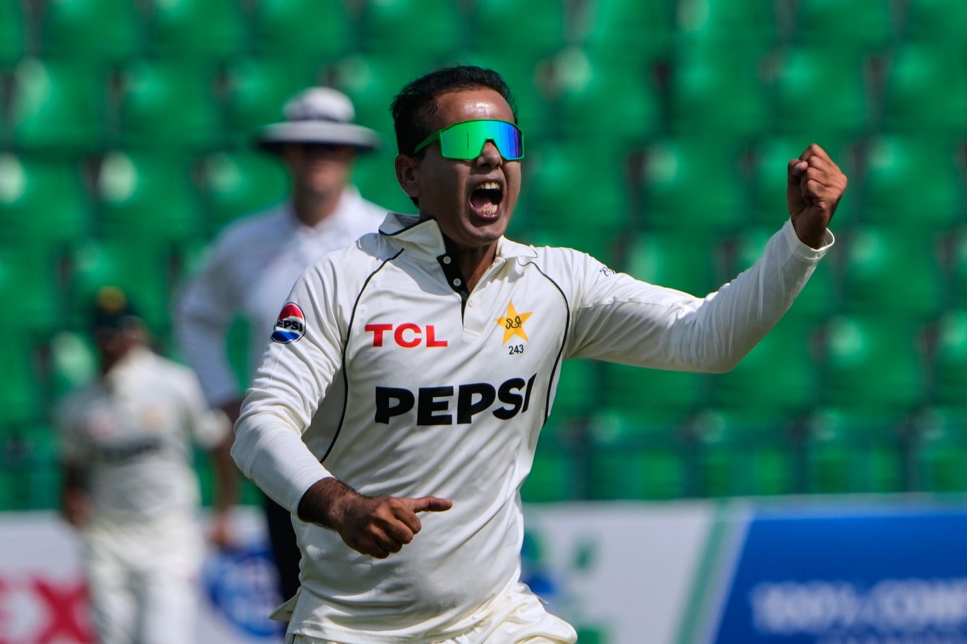 South Africa 51-2 in pursuit of record target in Lahore against Pakistan spinners | iNFOnews.ca South Africa 51-2 in pursuit of record target in Lahore against Pakistan spinners | iNFOnews.ca