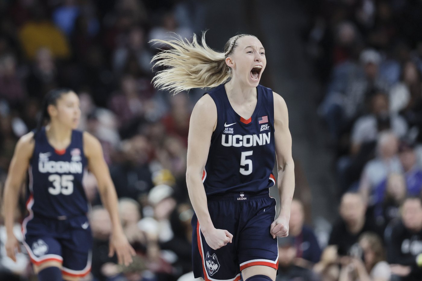 Azzi Fudd helps No. 7 UConn end No. 4 South Carolina's 71-game home win streak with 87-58 rout | iNFOnews.ca