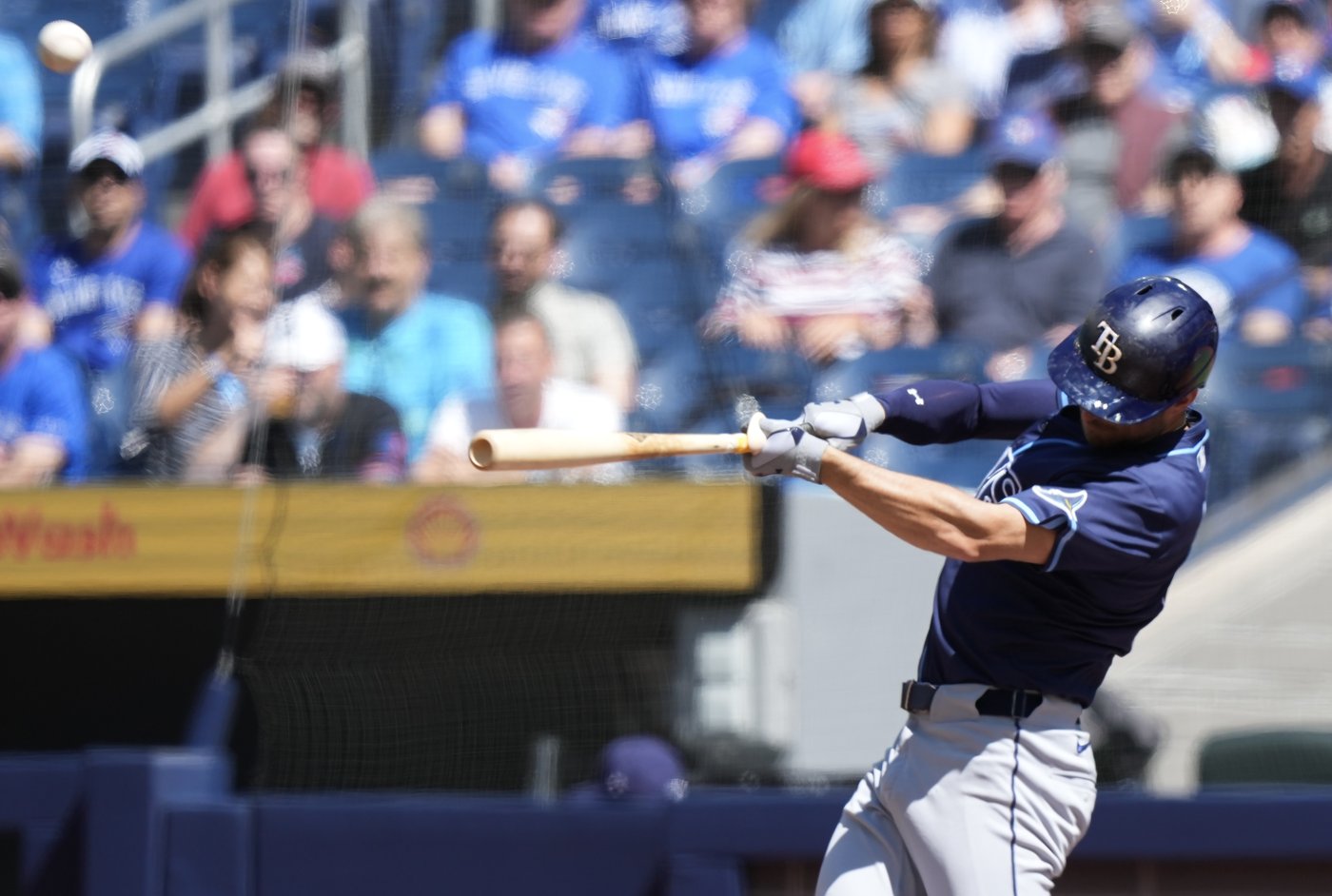 Brandon Lowe's pair of two-run homers powers Rays past Blue Jays 8-3 | iNFOnews.ca Brandon Lowe's pair of two-run homers powers Rays past Blue Jays 8-3 | iNFOnews.ca