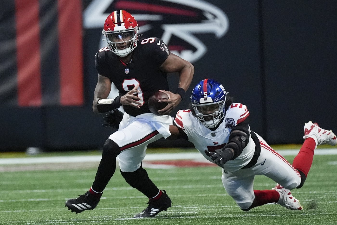On Football: Falcons and Buccaneers flip spots atop the NFC South and playoff races tighten up | iNFOnews.ca On Football: Falcons and Buccaneers flip spots atop the NFC South and playoff races tighten up | iNFOnews.ca