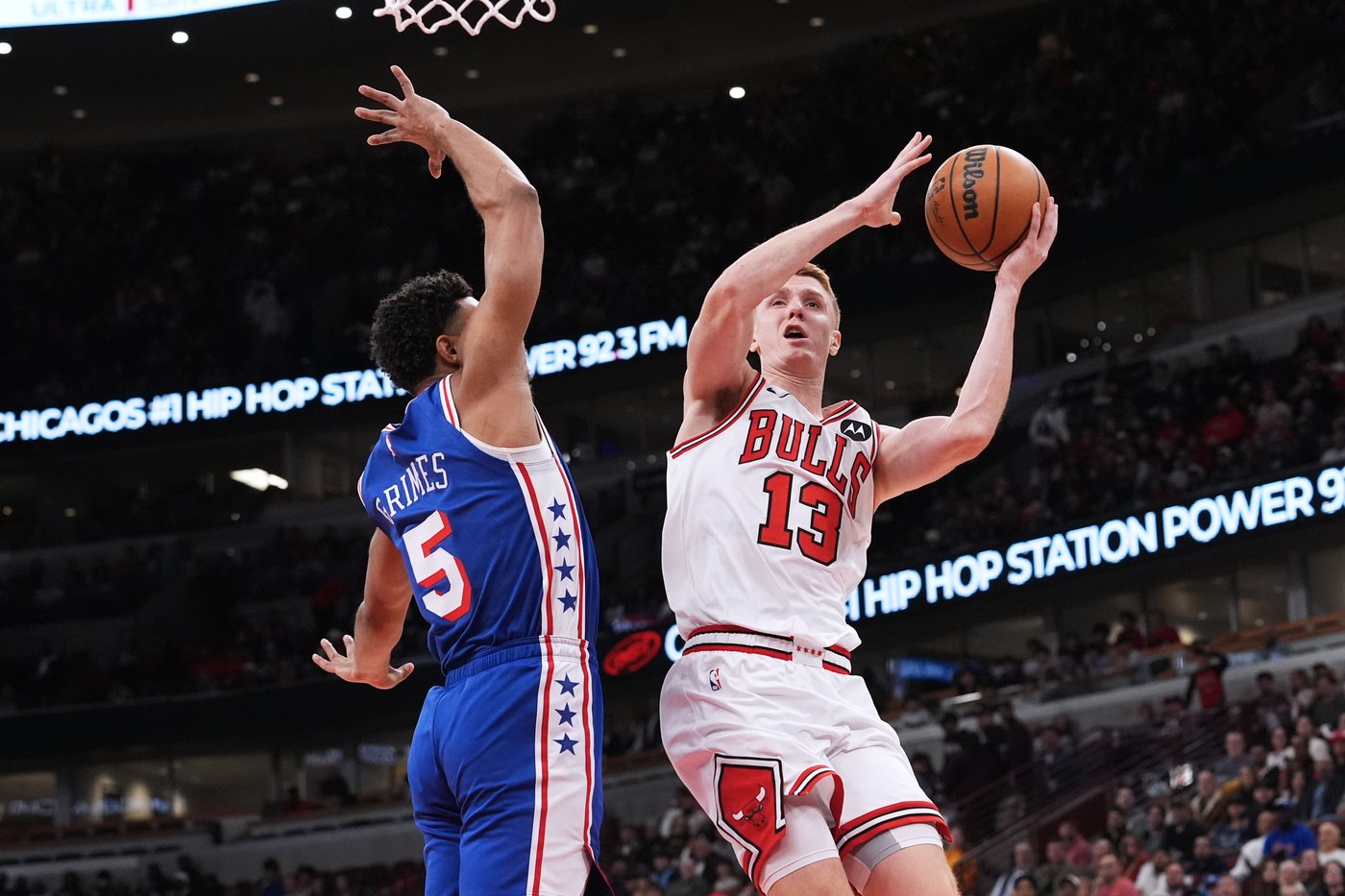 Giddey has triple-double, Vucevic hits late 3 as Bulls rally from 24 down to beat Sixers 113-111 | iNFOnews.ca