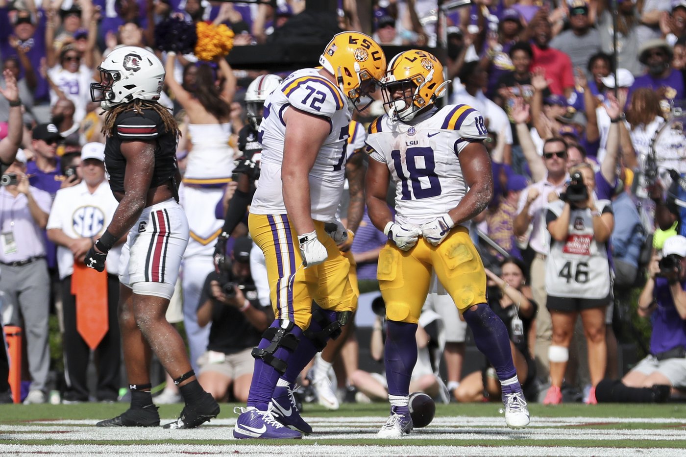 No. 16 LSU plays host to UCLA's first game in Louisiana | iNFOnews.ca No. 16 LSU plays host to UCLA's first game in Louisiana | iNFOnews.ca