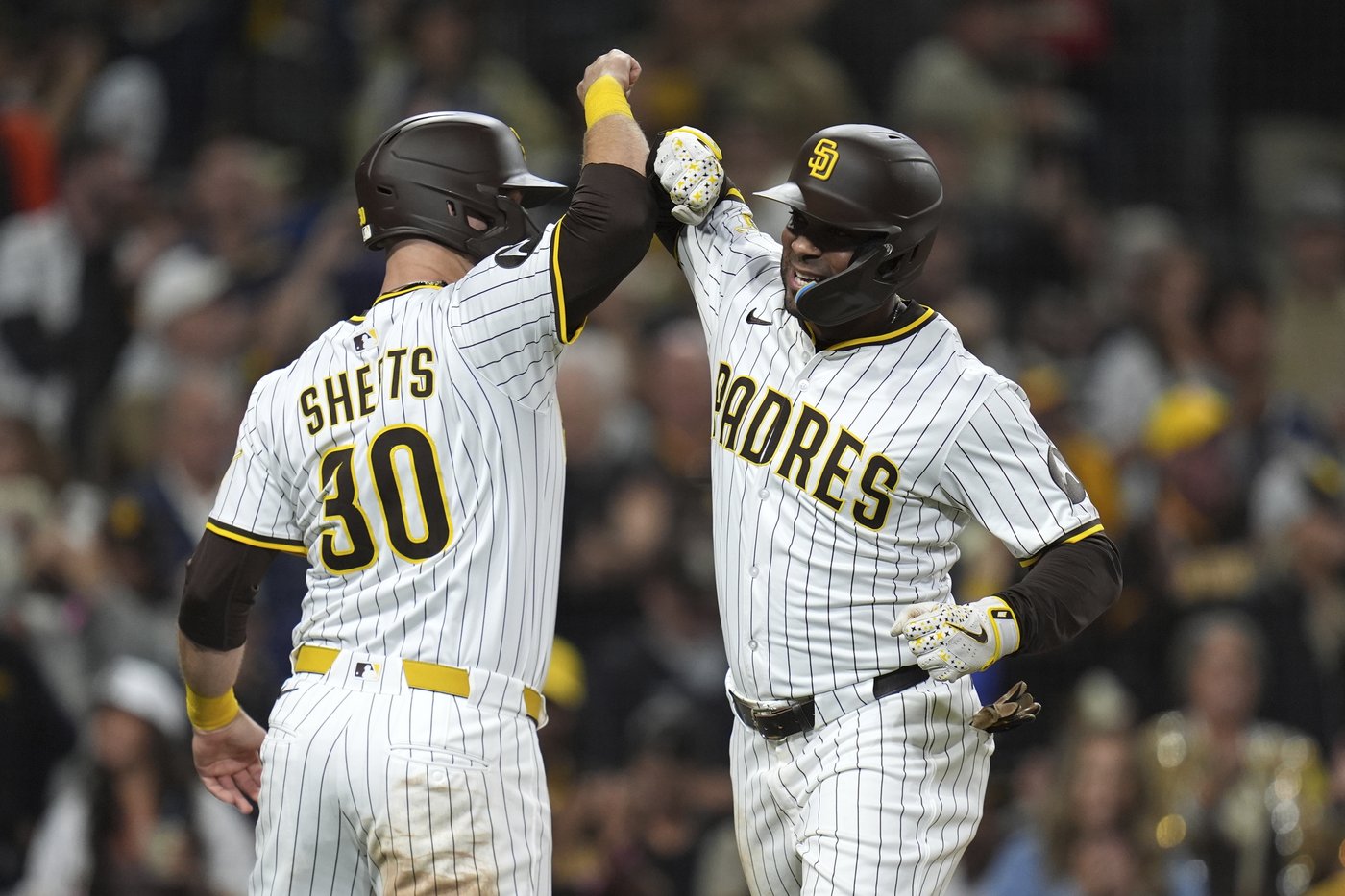Xander Bogaerts homers, drives in 3, to help the Padres beat the Giants 7-4 | iNFOnews.ca