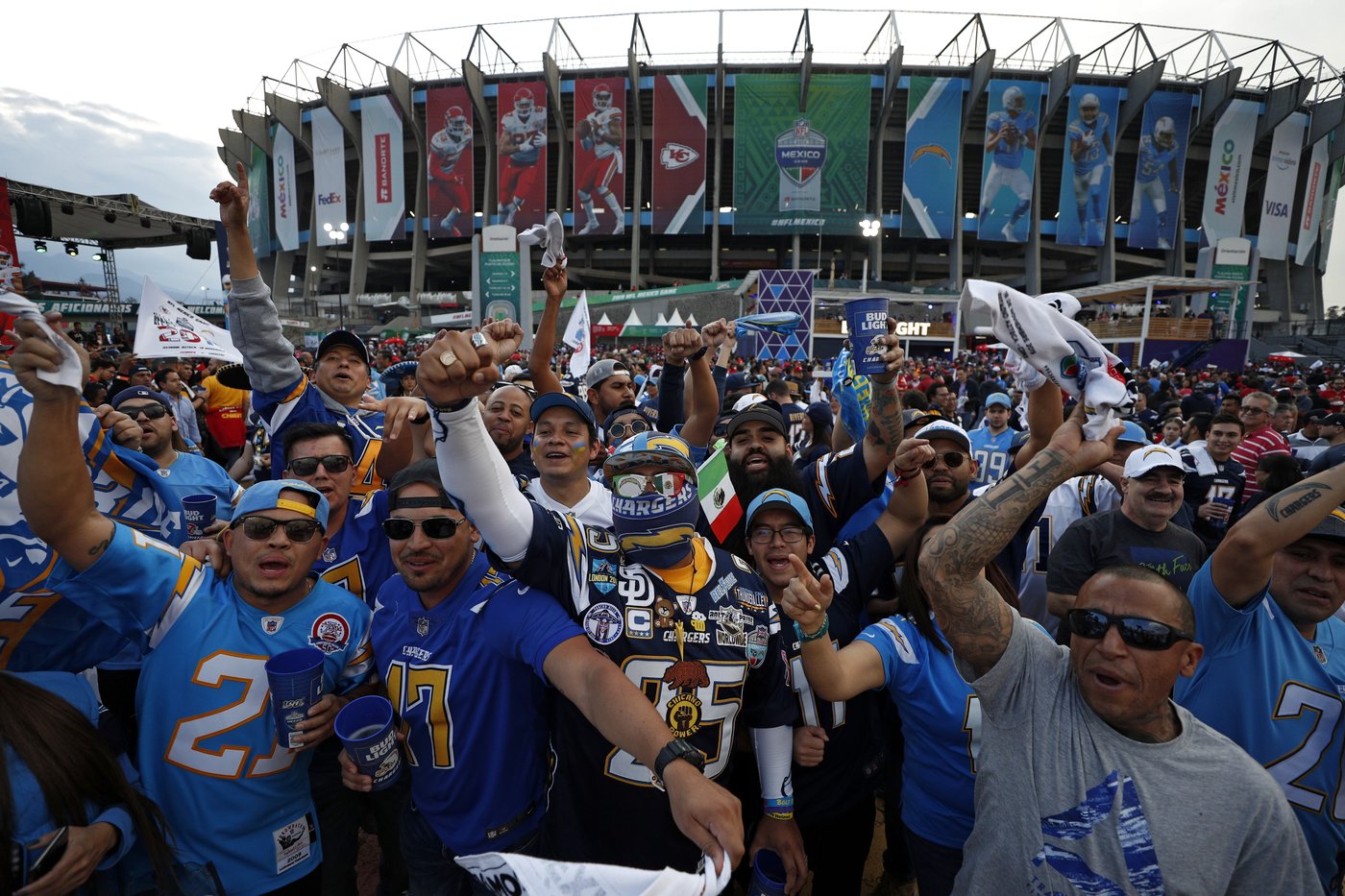 Where could the NFL hold an international Super Bowl? The pros and cons of potential hosts | iNFOnews.ca