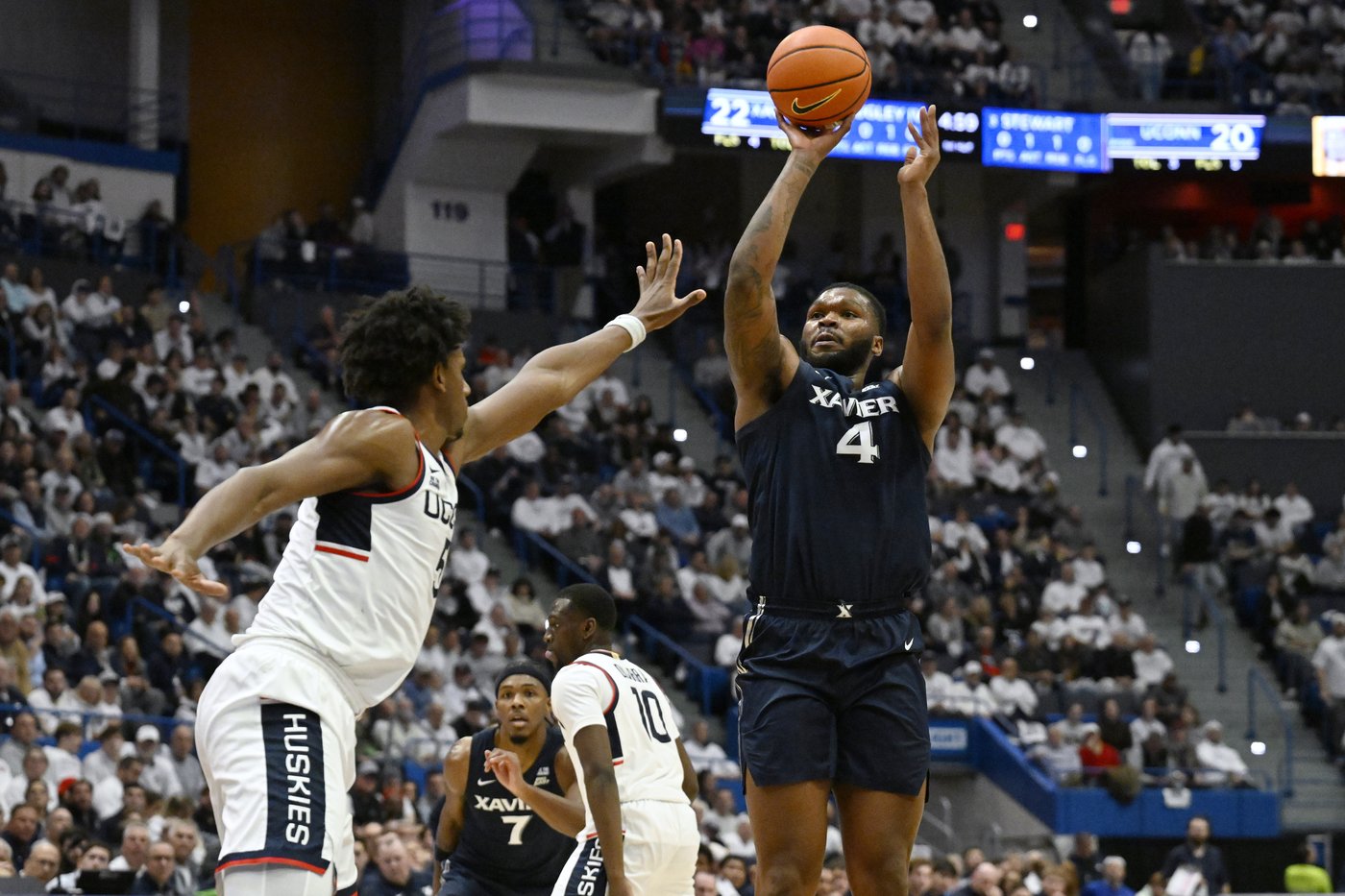 Karaban, Reed lead No. 11 UConn past Xavier 94-89 in overtime in its Big East opener | iNFOnews.ca