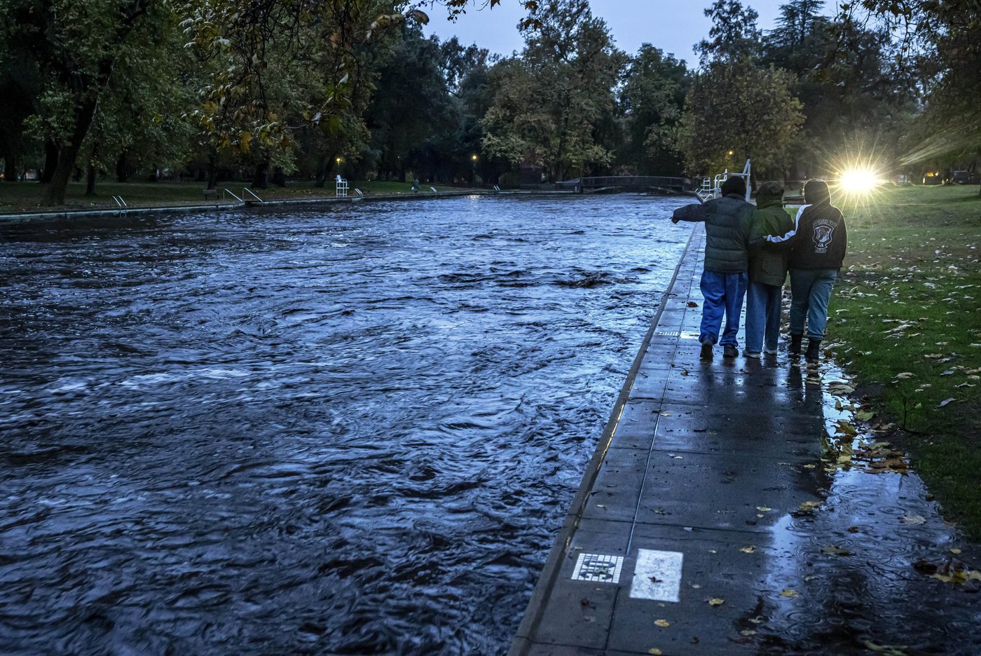 Northern California gets record rain and heavy snow. Many have been in the dark for days in Seattle | iNFOnews.ca Northern California gets record rain and heavy snow. Many have been in the dark for days in Seattle | iNFOnews.ca