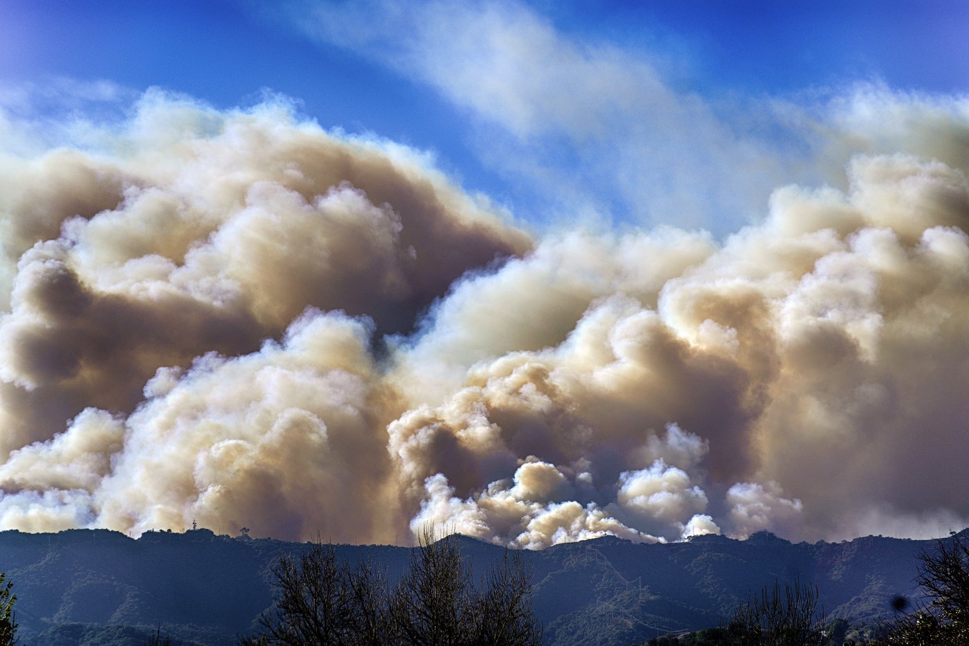 'PDS' warnings were made to grab attention in tornadoes, hurricanes, and now wildfires | iNFOnews.ca