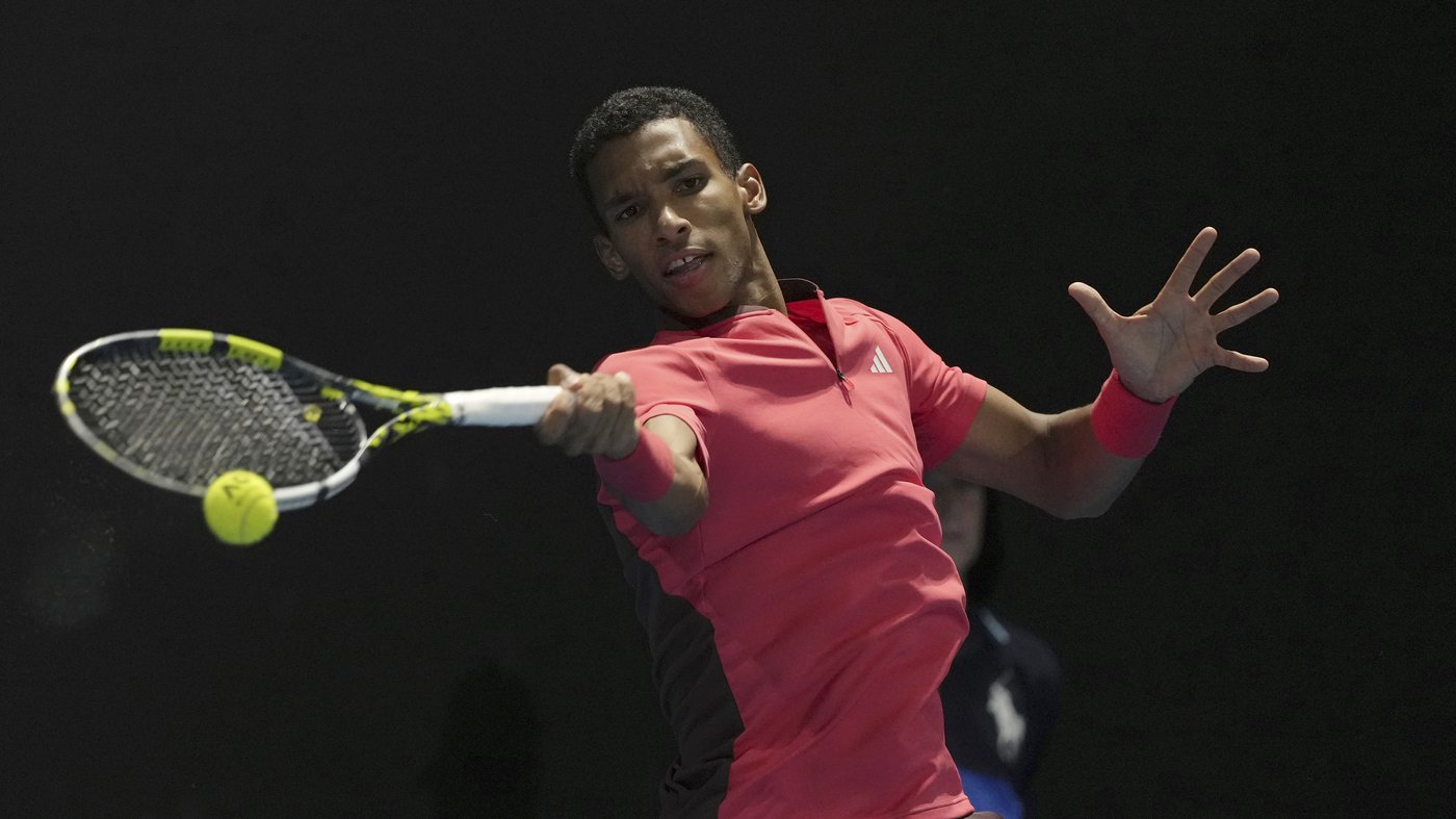 Auger-Aliassime advances to Qatar Open semifinals after Medvedev retires with illness | iNFOnews.ca