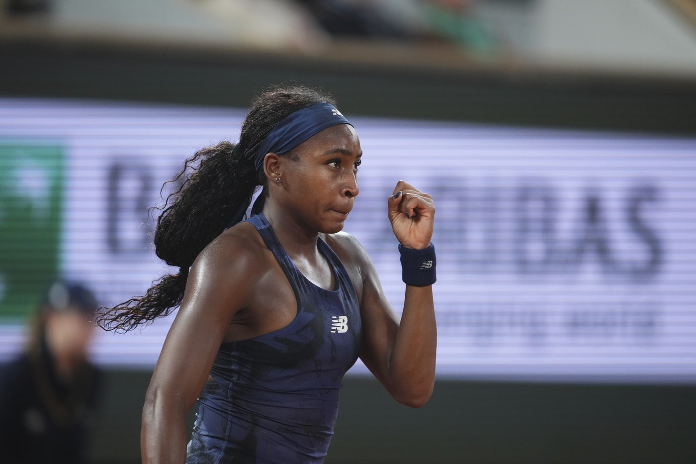 Coco Gauff defeats Loïs Boisson 6-1, 6-2 to reach her second French Open final | iNFOnews.ca