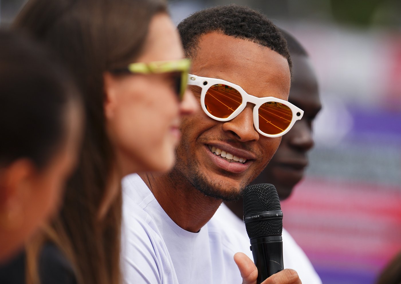 Now healthy, De Grasse shares support on managing injuries to young long jumper | iNFOnews.ca Now healthy, De Grasse shares support on managing injuries to young long jumper | iNFOnews.ca