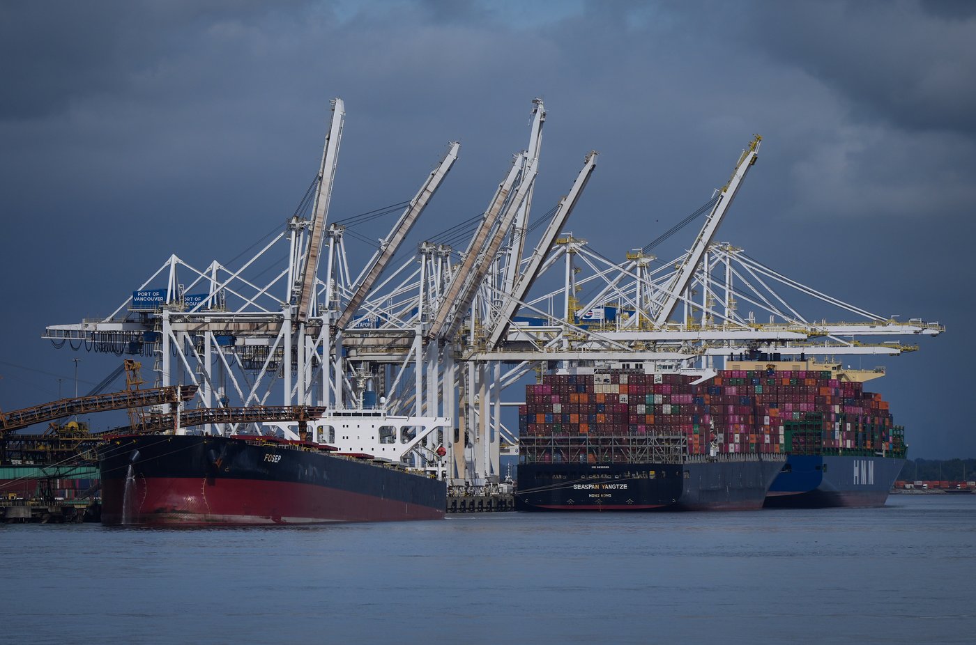 In the news today: Lockout to begin at B.C. ports in labour dispute | iNFOnews.ca