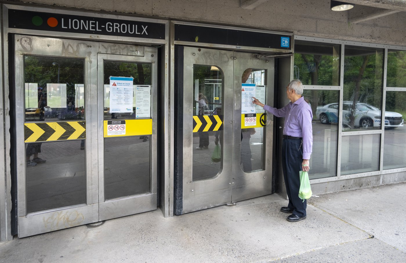 Montreal Transit Corp. warns users ahead of second strike coming in 10 days | iNFOnews.ca