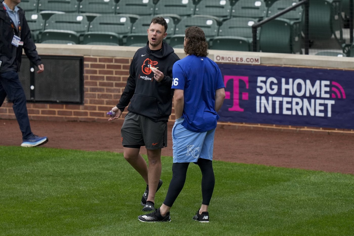 Not long since 100-loss seasons, the Royals and Orioles meet in an AL Wild Card Series | iNFOnews.ca Not long since 100-loss seasons, the Royals and Orioles meet in an AL Wild Card Series | iNFOnews.ca
